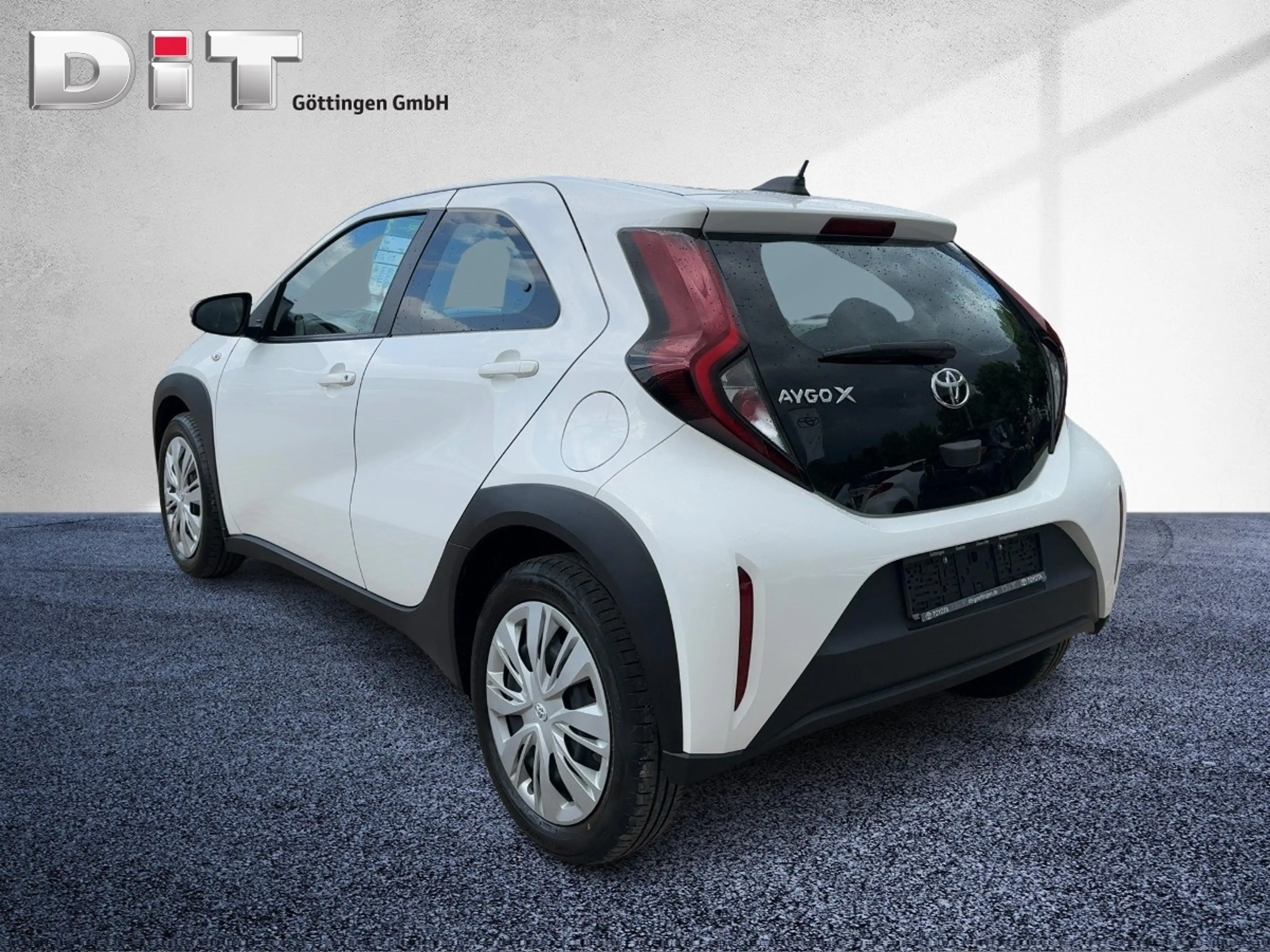 Toyota Aygo X 1.0 Play ACC + Fernlichtass.+ Kam. — photo 4