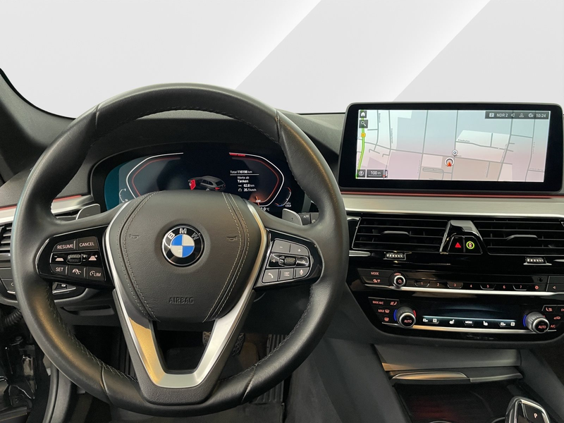 BMW 530 d A Tour,AHK,aktiver Tempomat,Rückfahrkamera,etc. — photo 9