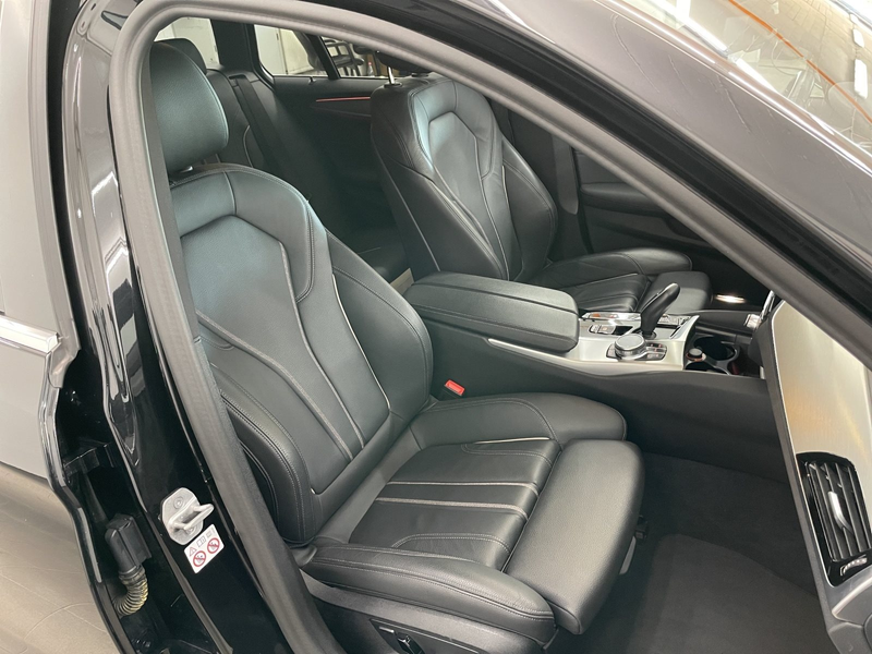 BMW 530 d A Tour,AHK,aktiver Tempomat,Rückfahrkamera,etc. — photo 15