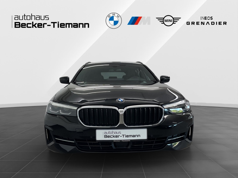 BMW 530 d A Tour,AHK,aktiver Tempomat,Rückfahrkamera,etc. — photo 2