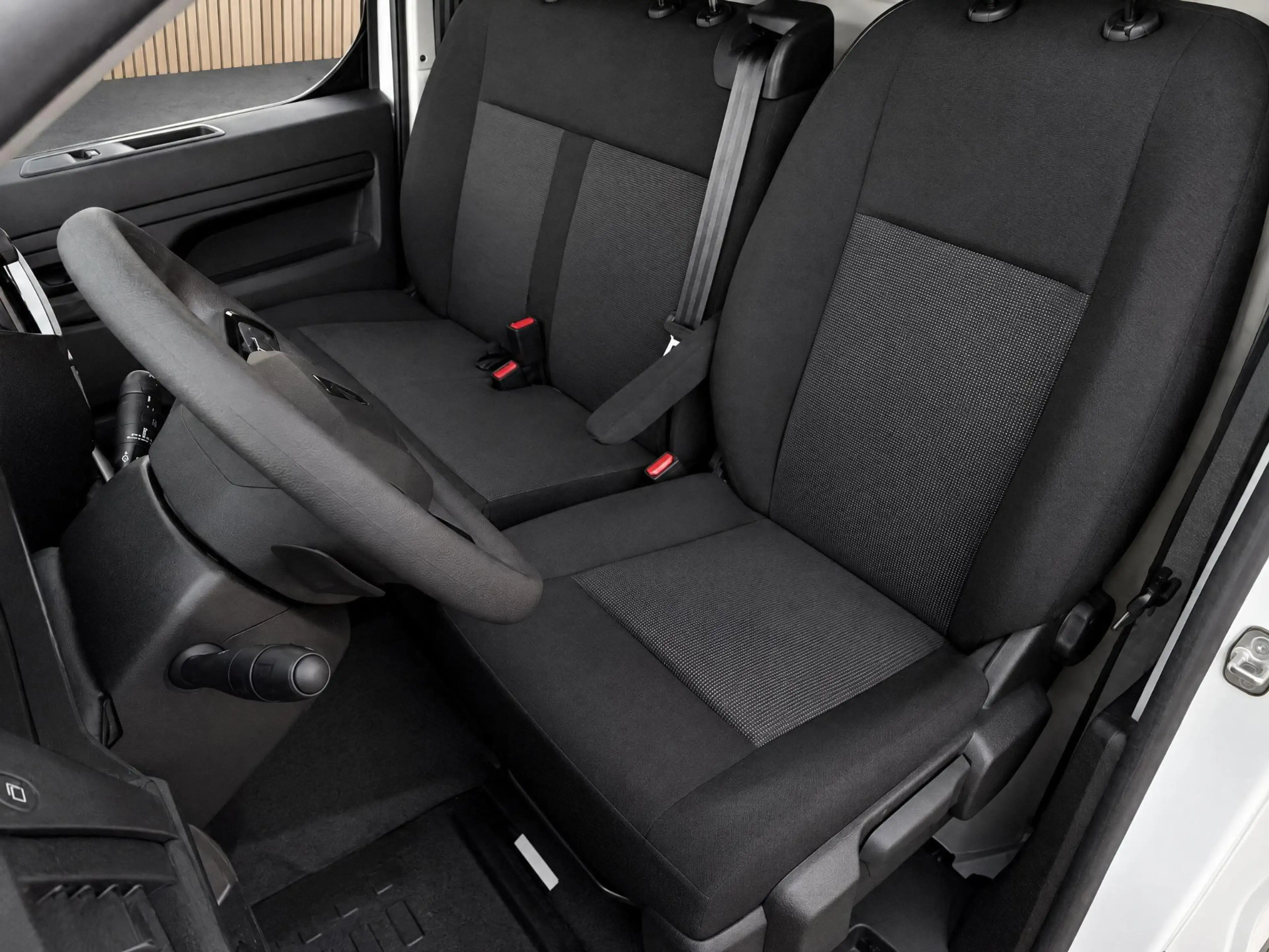 Peugeot e-Expert EV L2 75 kWh VOORRAAD KORTING — photo 11