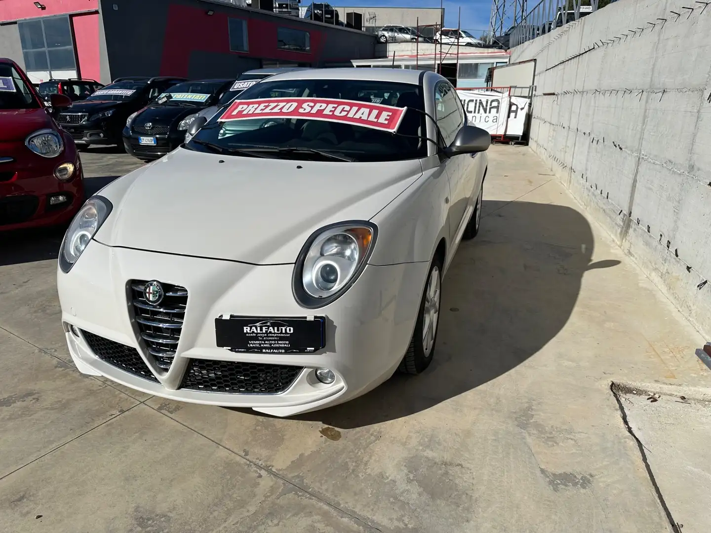 Alfa Romeo MiTo 1.3 JTDm-2 95 CV S&S Distinctive Sport Pack Beige - 2