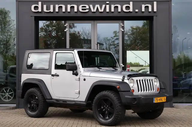 Jeep Wrangler 2.8 CRD SAHARA *AIRCO*AUTOMAAT*TREKHAAK*CRUISE