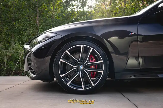 BMW 4 Series view 11