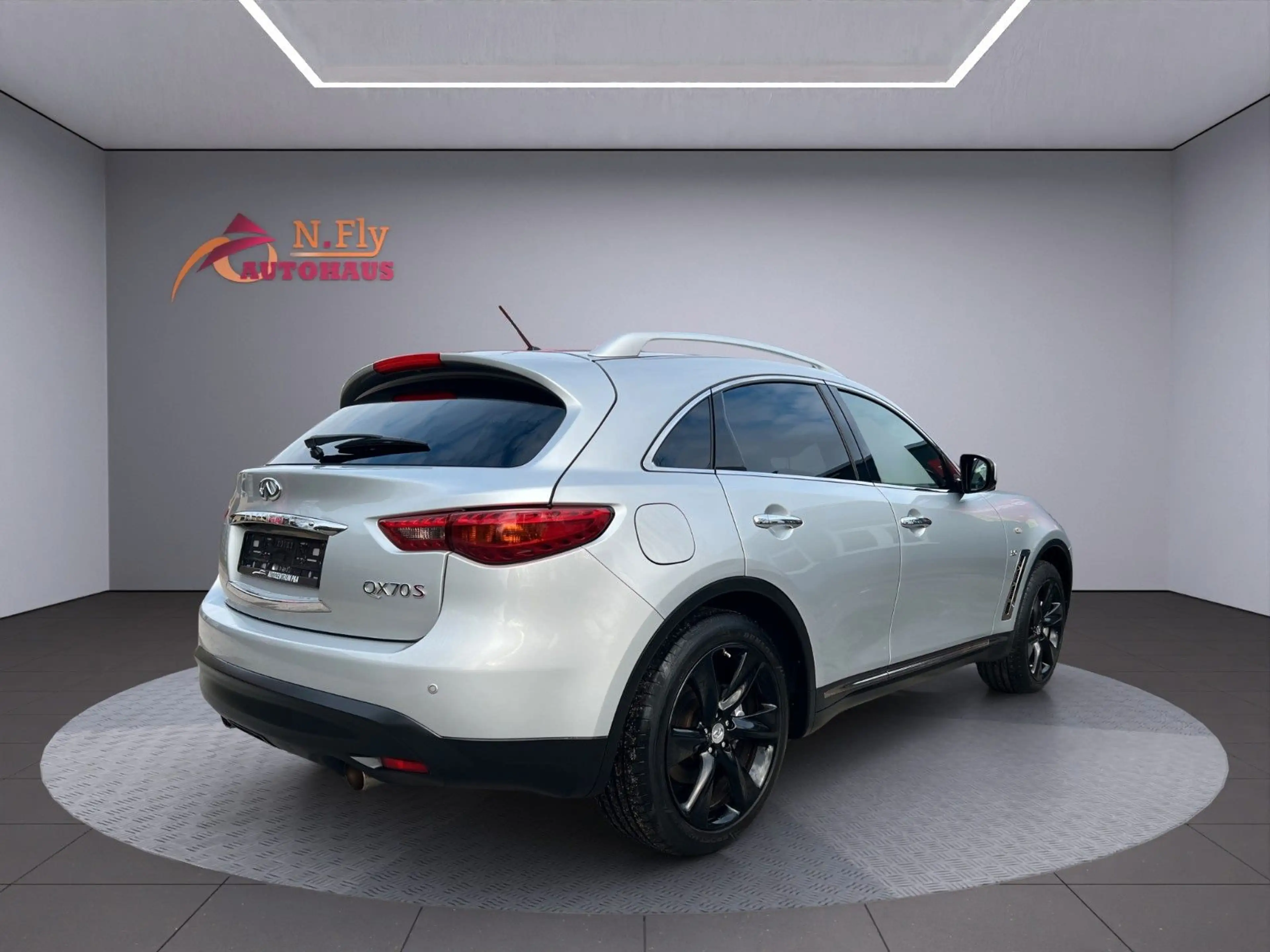 Infiniti QX70 5.0 S Premium V8*Leder*Navi*360*belüf.Sitz* — photo 6