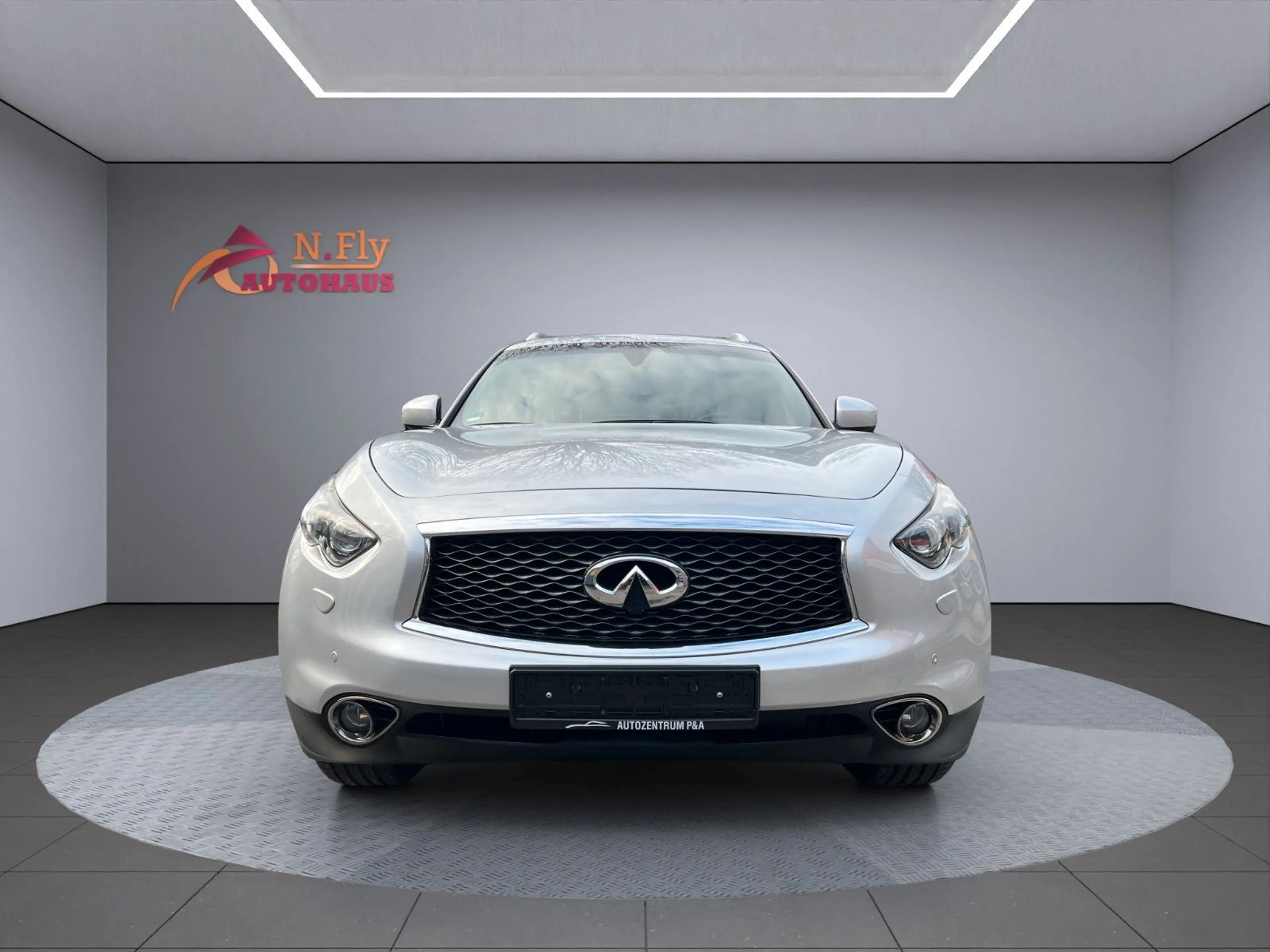 Infiniti QX70 5.0 S Premium V8*Leder*Navi*360*belüf.Sitz* — photo 8