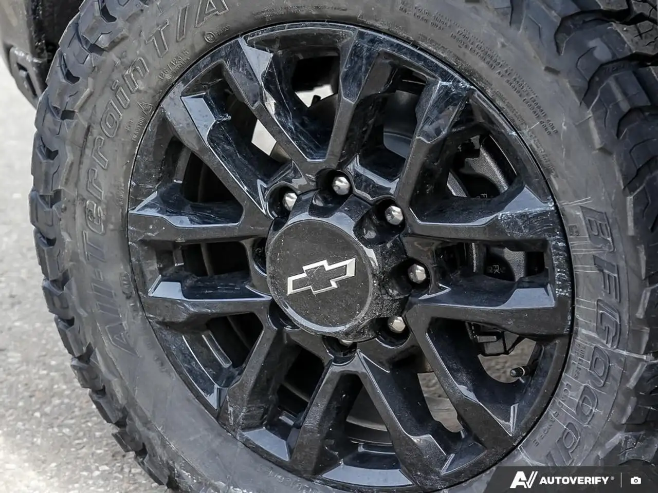 Chevrolet Silverado 2500 снимка Chevrolet Silverado 2500