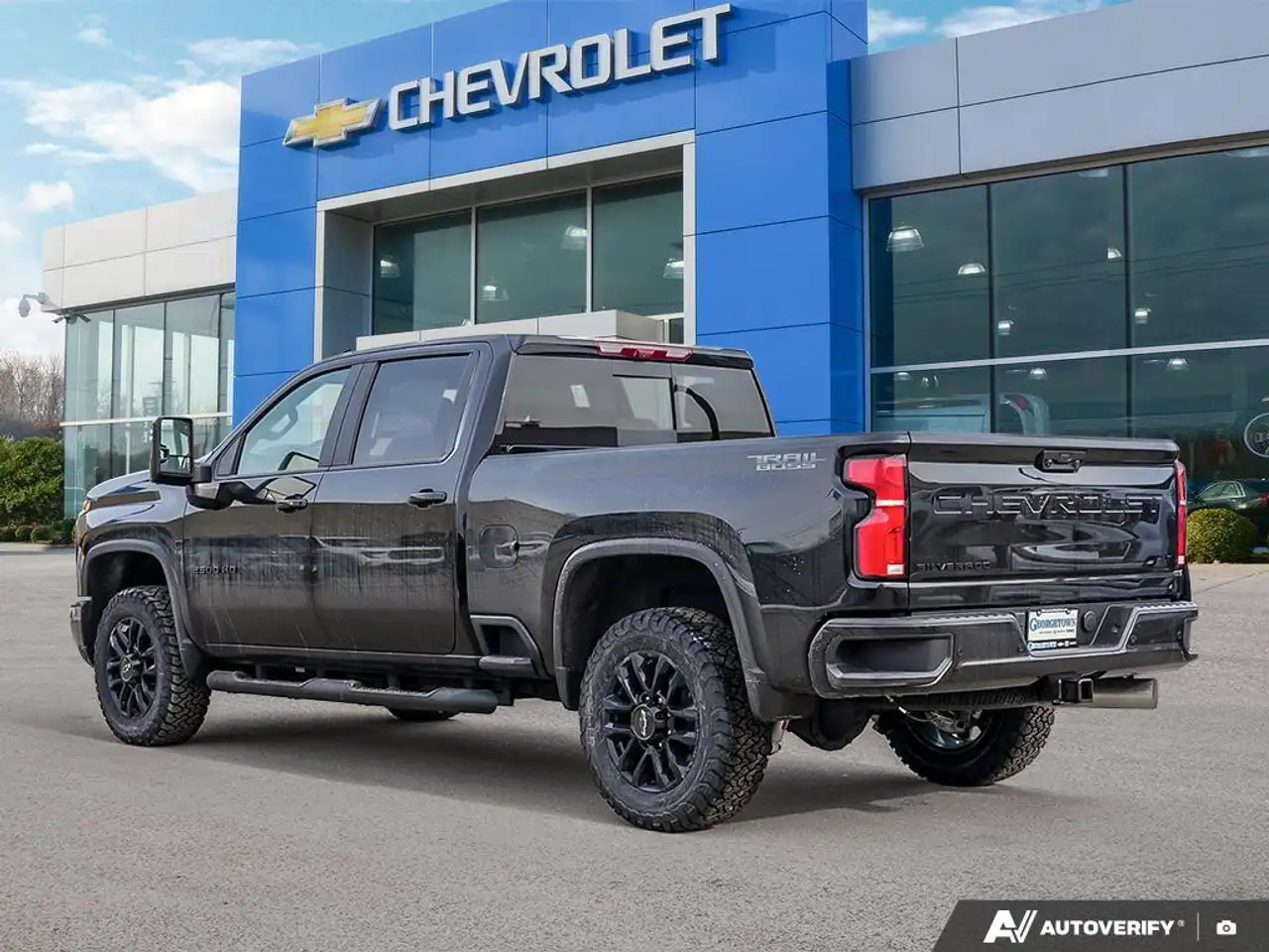 Chevrolet Silverado 2500 снимка Chevrolet Silverado 2500