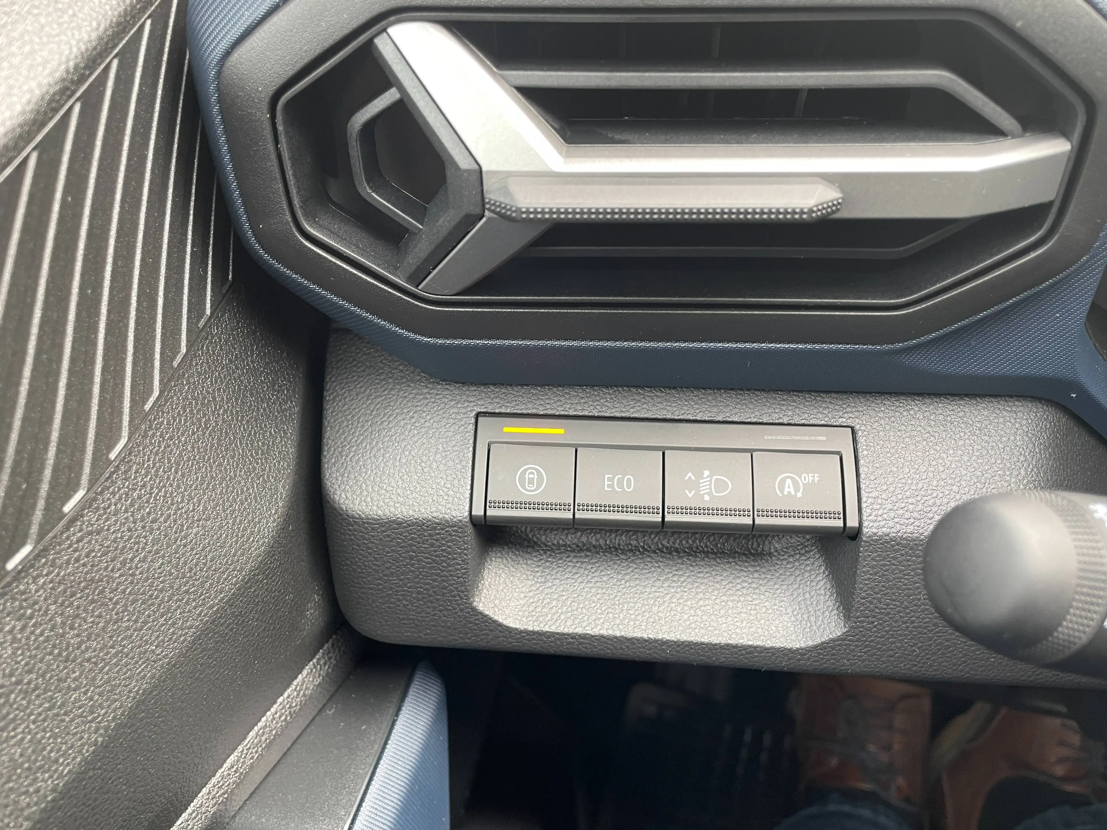 Dacia Bigster EXPRESSION MILD HYBRID 140 — photo 13