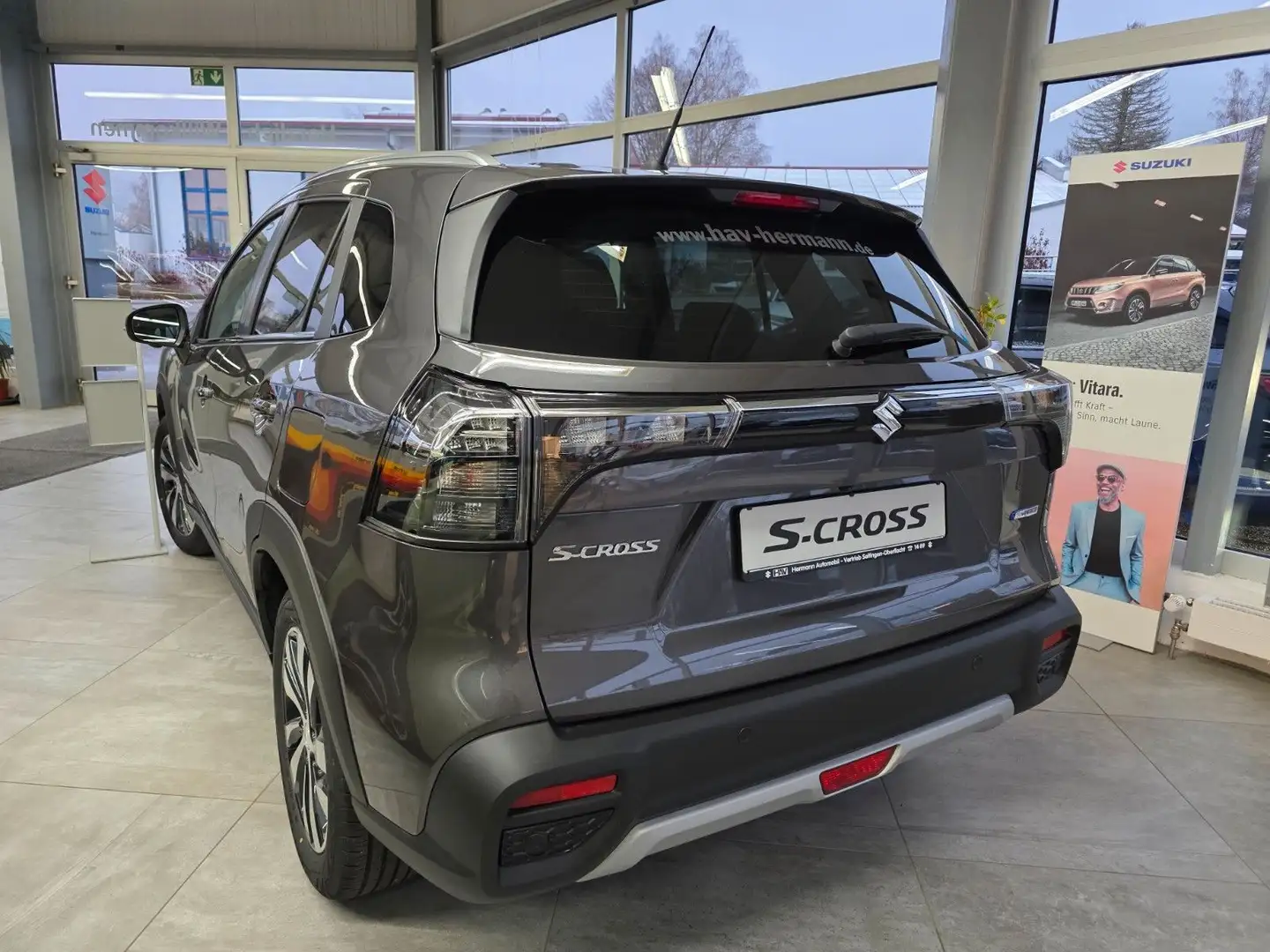 Suzuki (SX4) S-Cross 1.4 Comfort+ Hybrid ALLGRIP AT Grau - 2