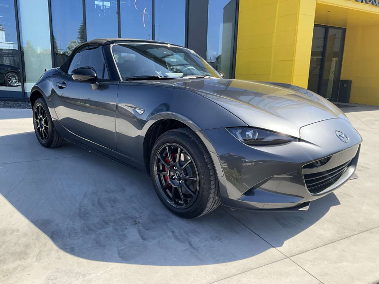 Mazda MX-5 1.5L Skyactiv-G Homura