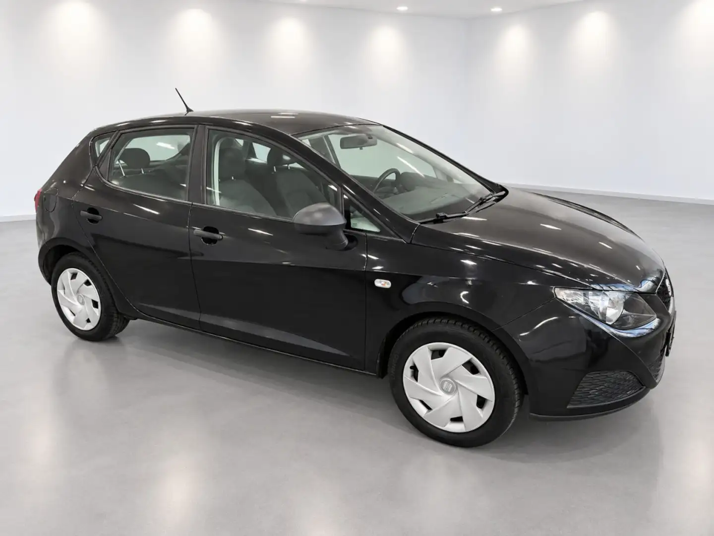SEAT Ibiza 1.2 Tdi 75 Ecomotive Negro - 2
