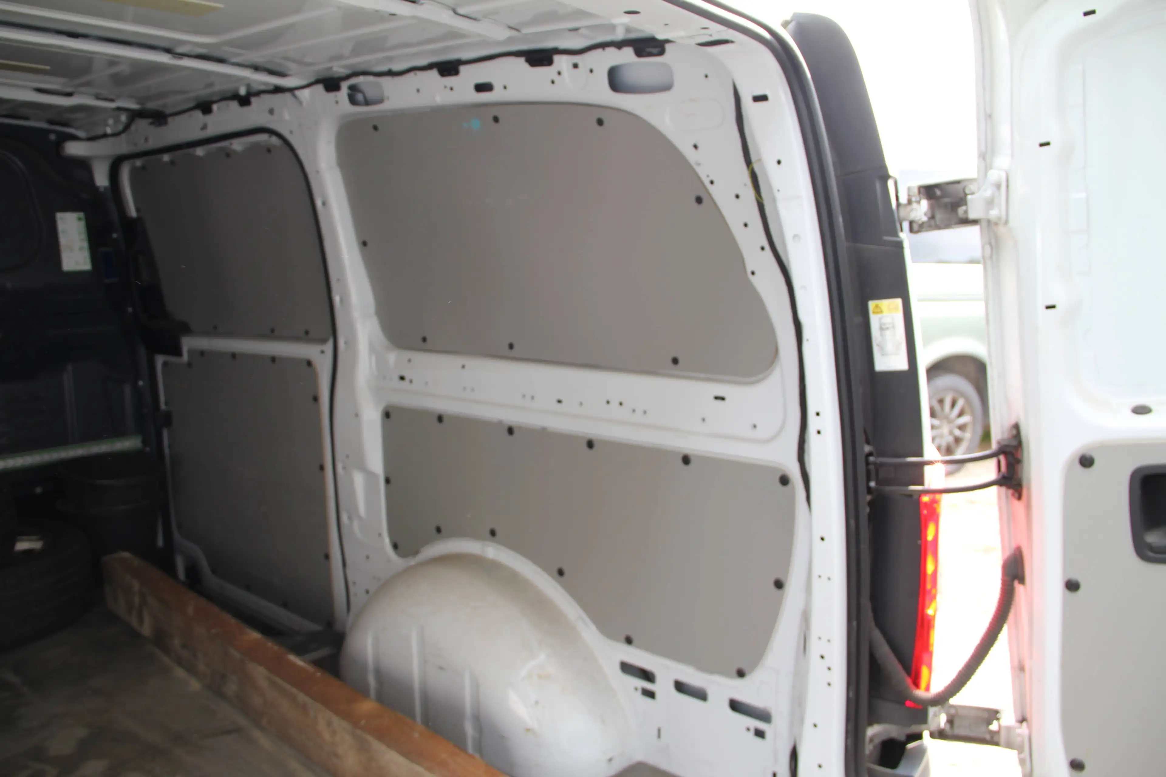 Mercedes-Benz Vito 110/114 CDI FWD lang — photo 14