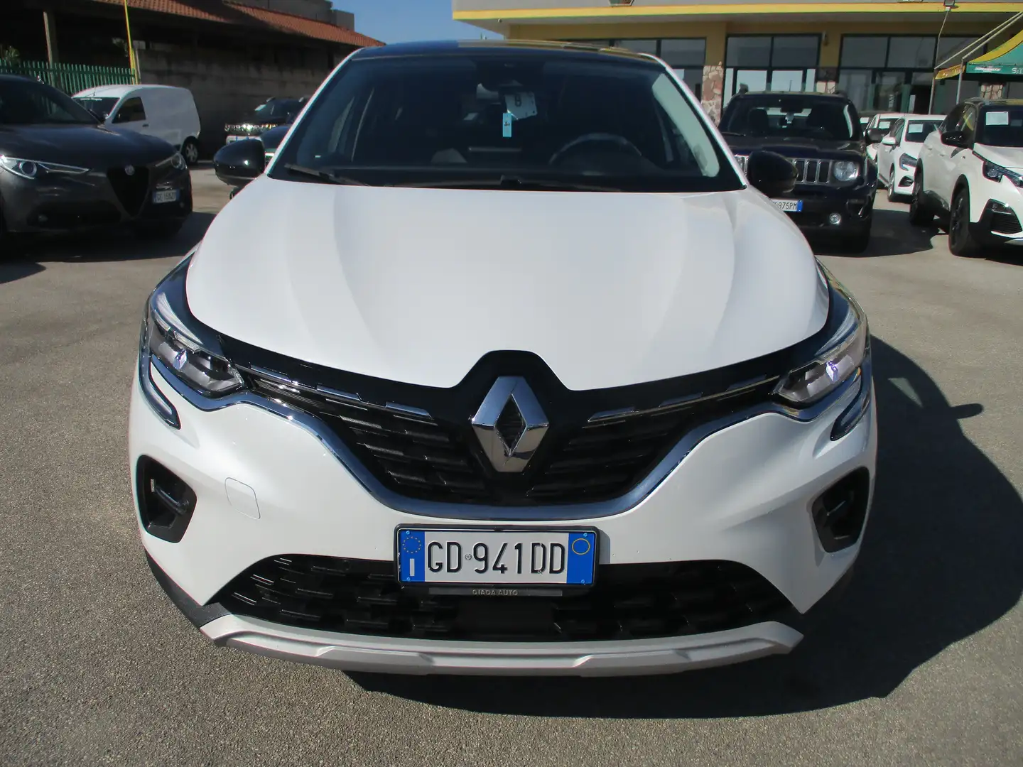 Renault Captur 1.6 E-TECH PHEV INTENS 93CV TETTO APRIBILE HYBRID Wit - 2