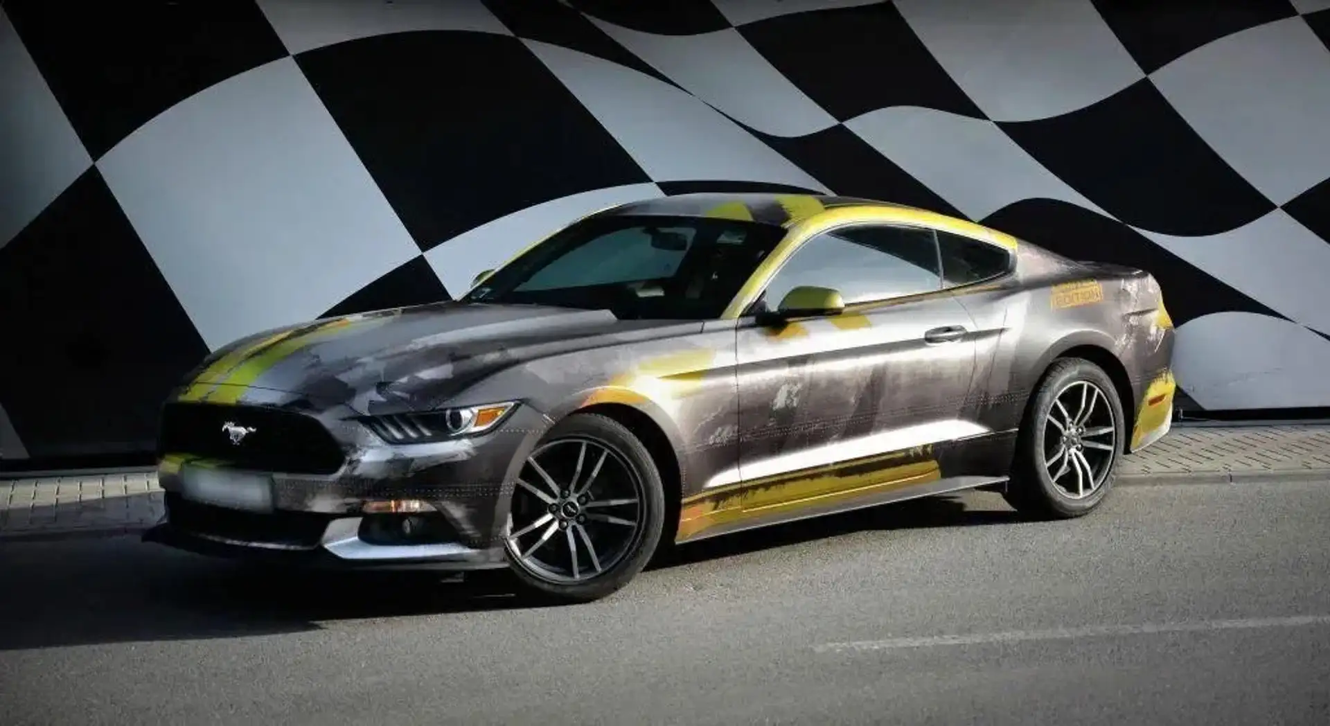 Ford Mustang 2.3 Eco Boost Aut. - 1