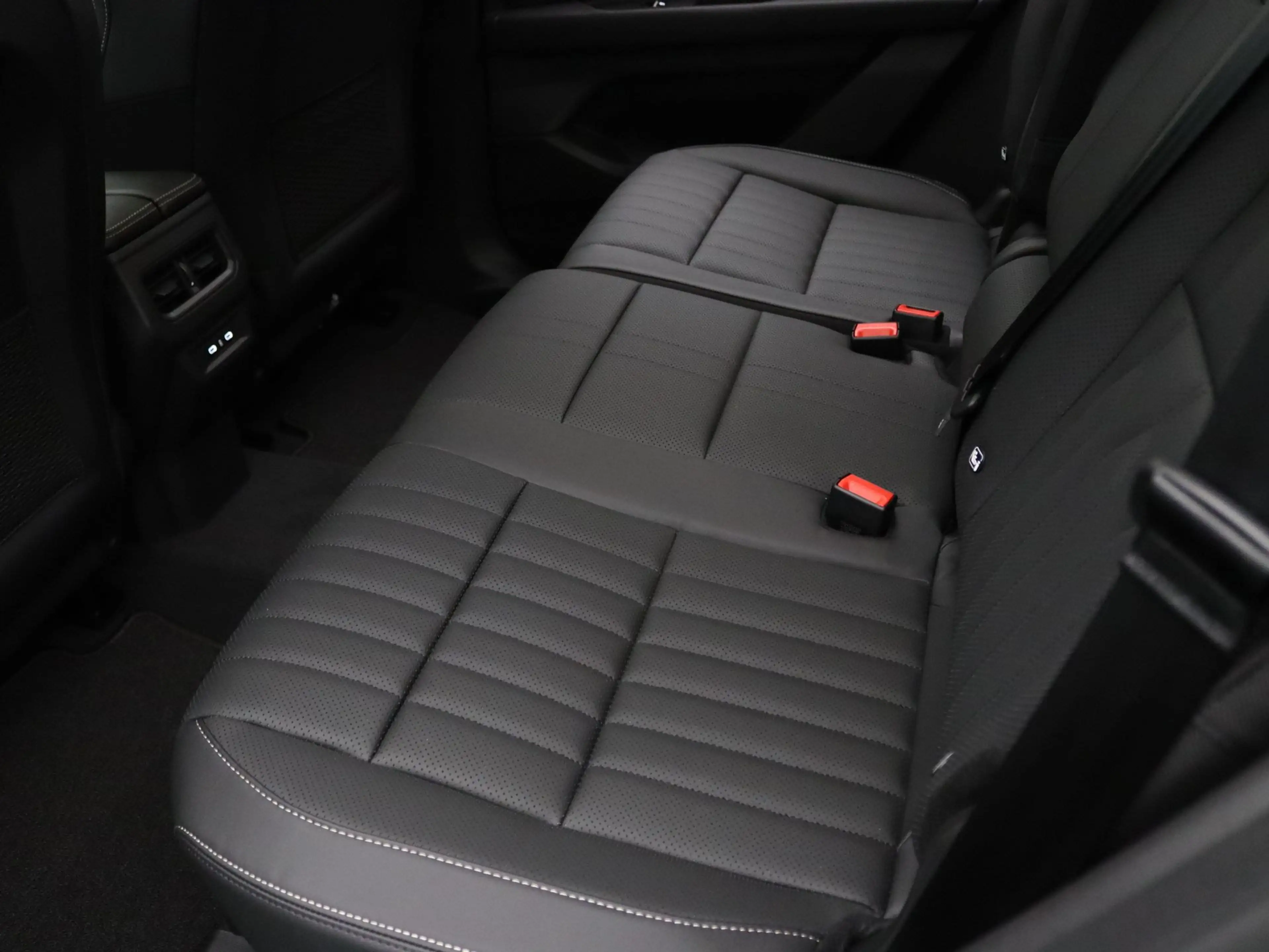 Renault Espace E-Tech full hybrid 200 iconic 7p. Apple Carplay/An — photo 31