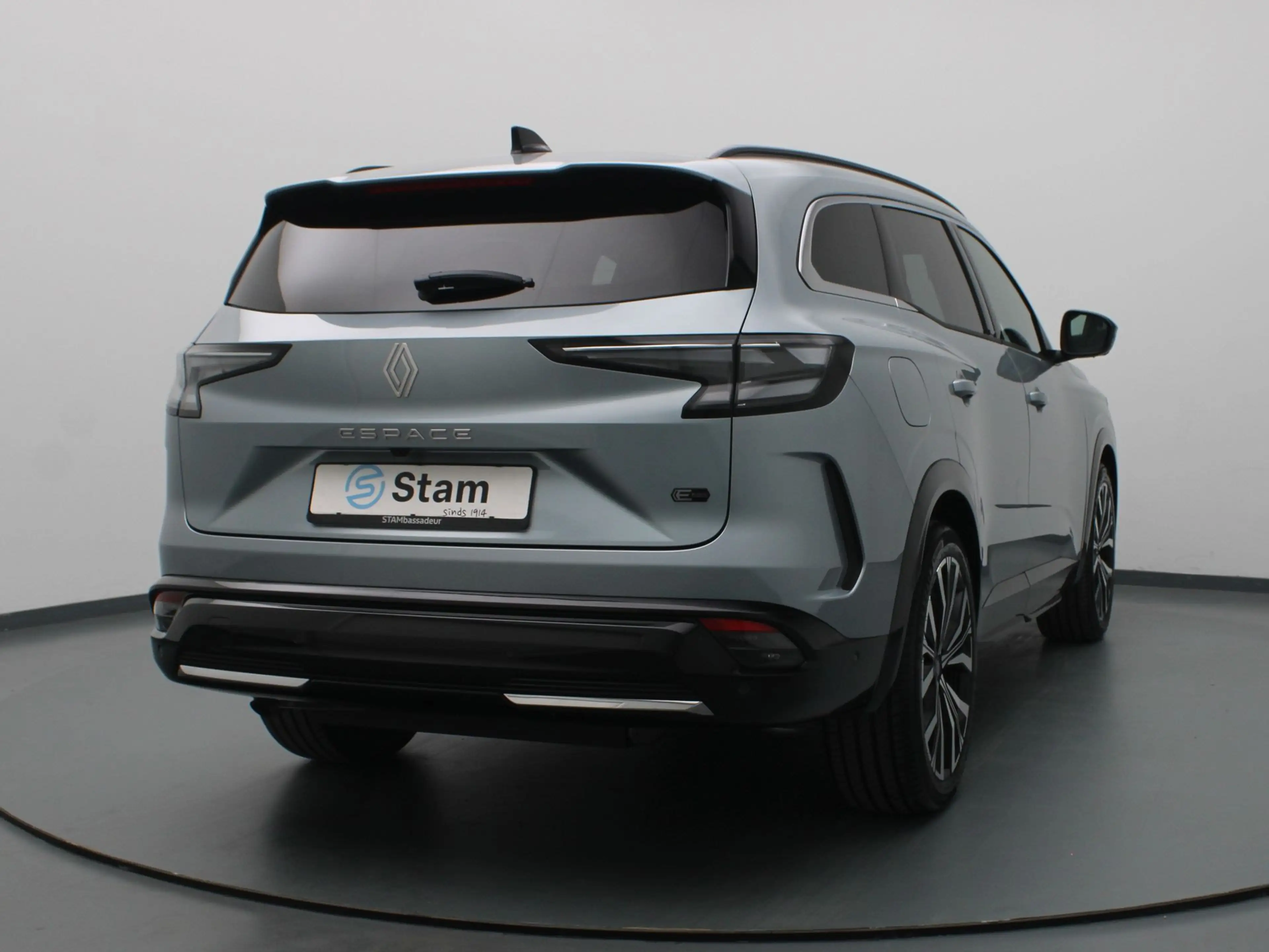 Renault Espace E-Tech full hybrid 200 iconic 7p. Apple Carplay/An — photo 18