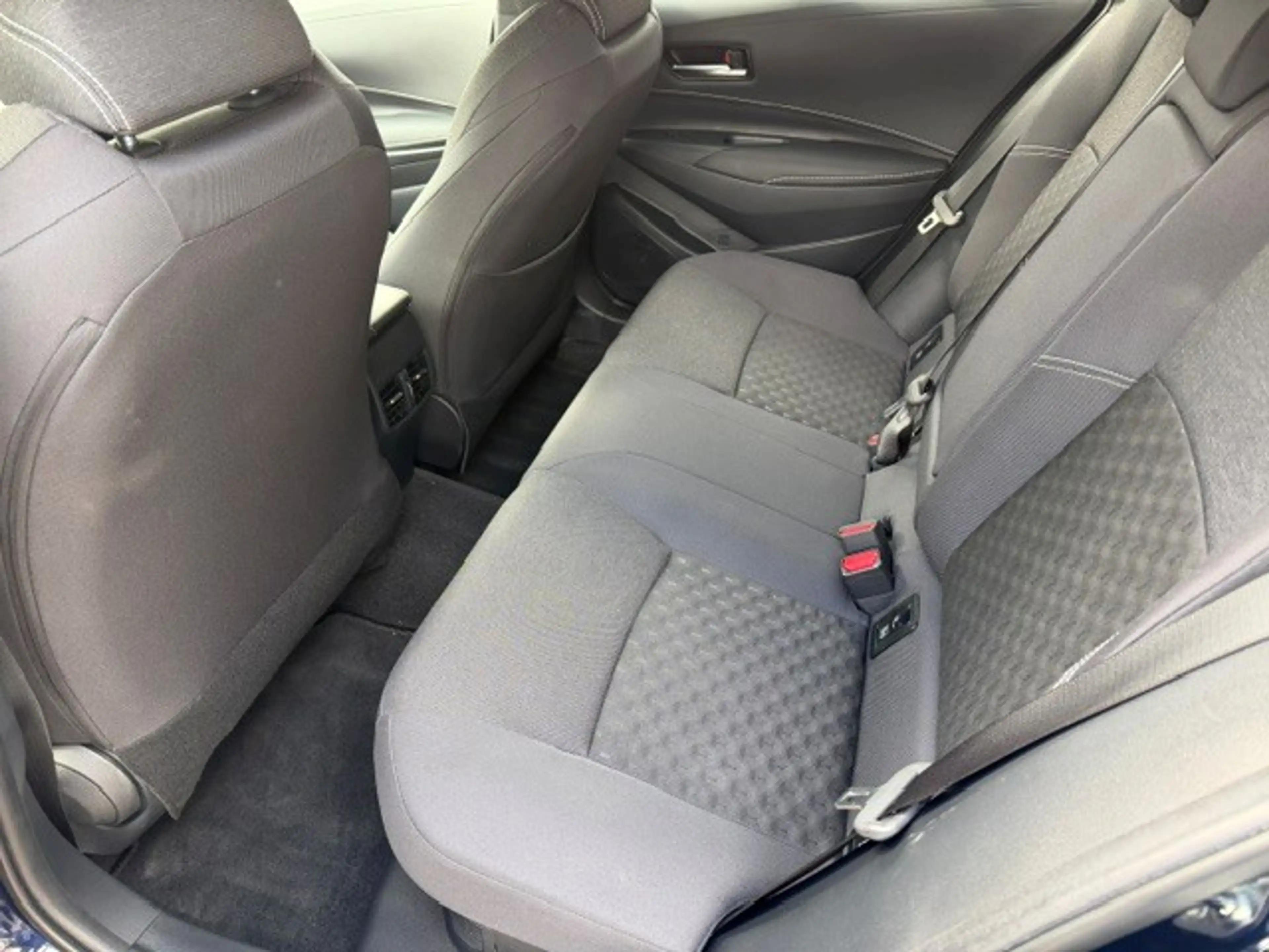 Suzuki Swace 1.8 Hybrid Comfort+ — photo 8