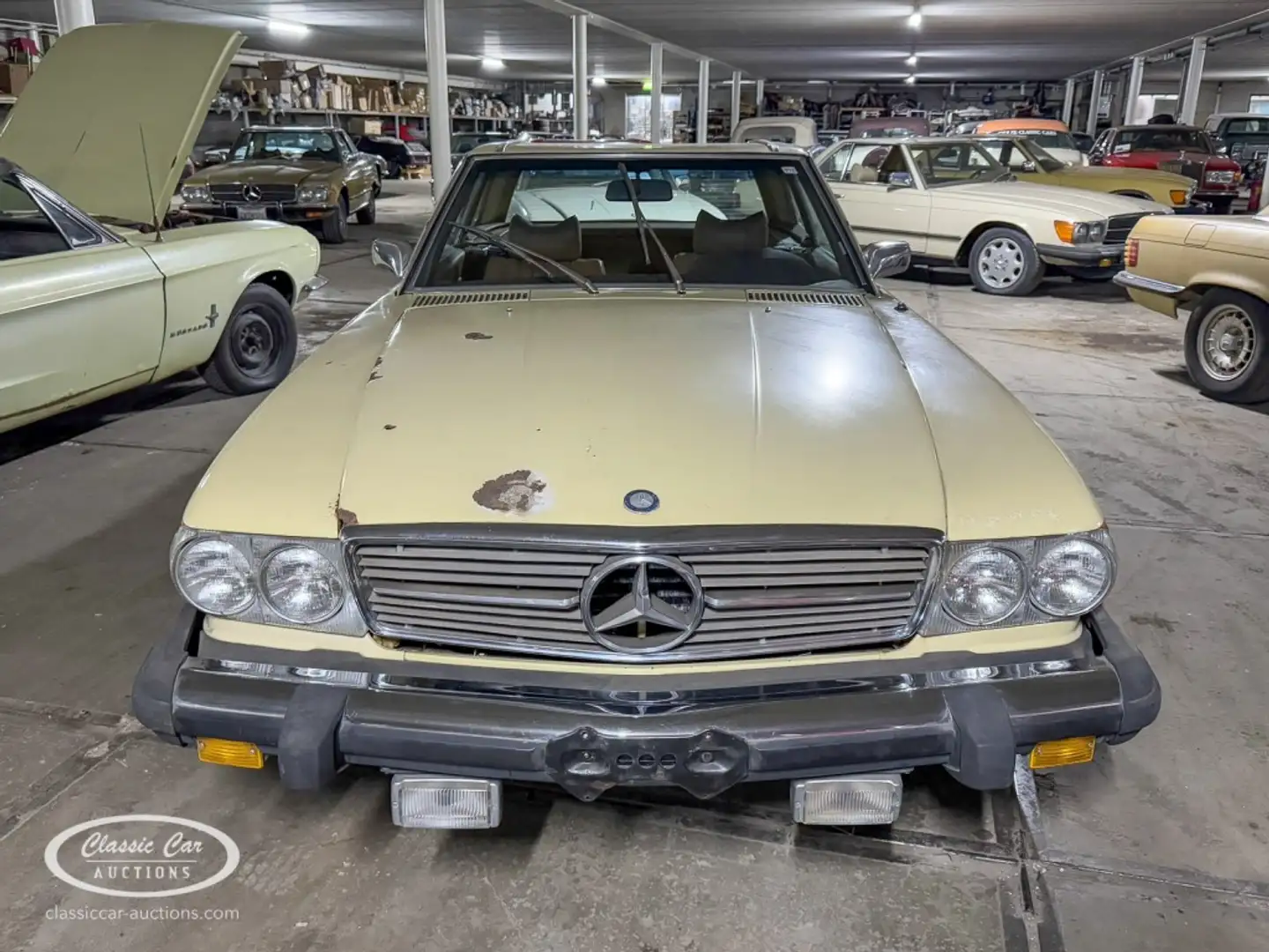 Mercedes-Benz - ONLINE AUCTION Žlutá - 2