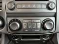SsangYong Rodius 2.2 Diesel 2WD M/T Roşu - thumbnail 15
