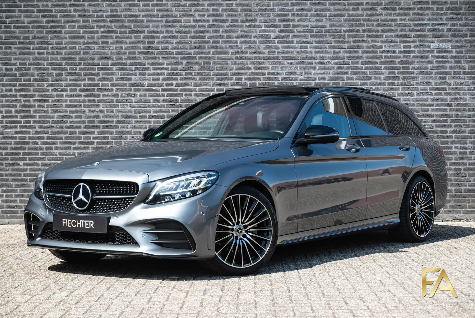 Mercedes-Benz C 200 Estate Business Solution AMG Grijs - 1