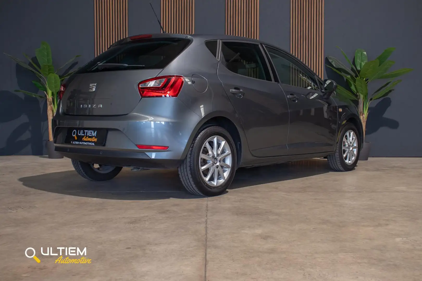 SEAT Ibiza 1.0 EcoTSI Style Connect 95 pk | CRUISE*CLIMA*LED Grau - 2