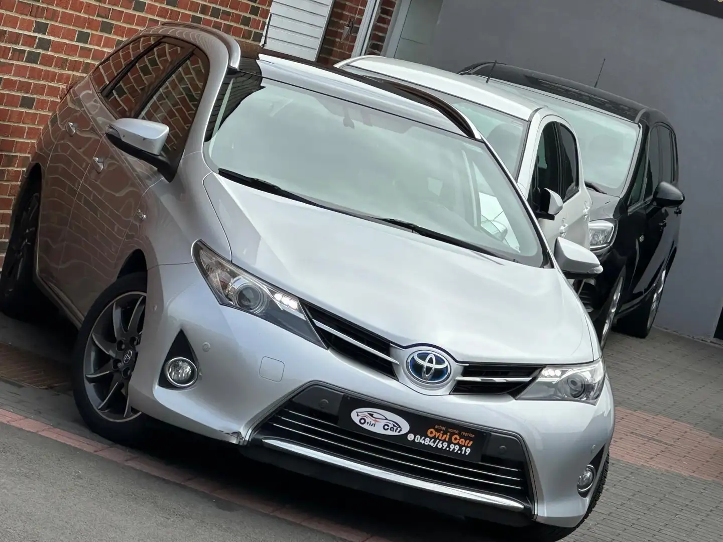 Toyota Auris // FULL CARNET D’ENTRETIEN // Argent - 2