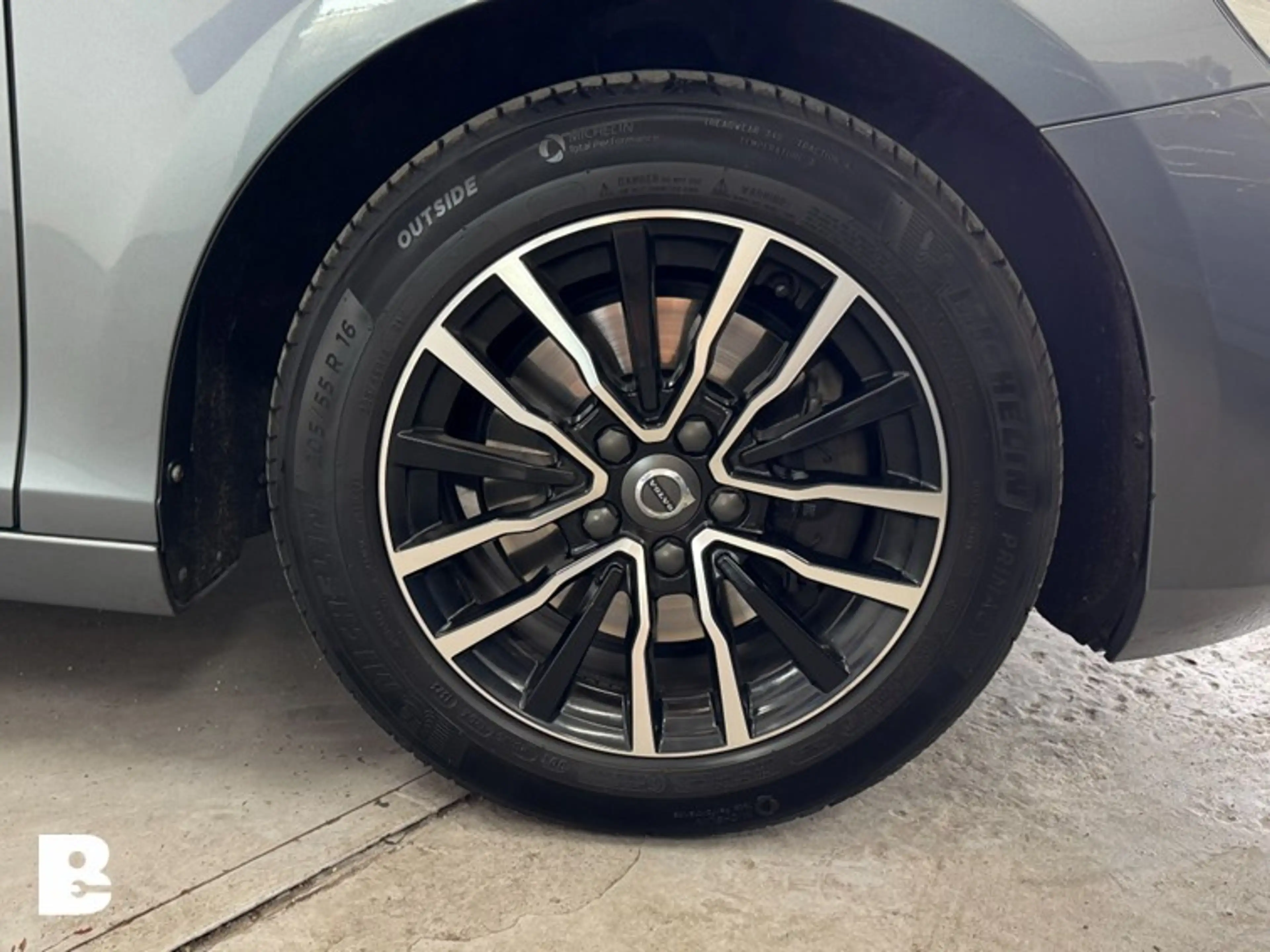 Volvo V40 2.0 T2 Nordic+ — photo 13
