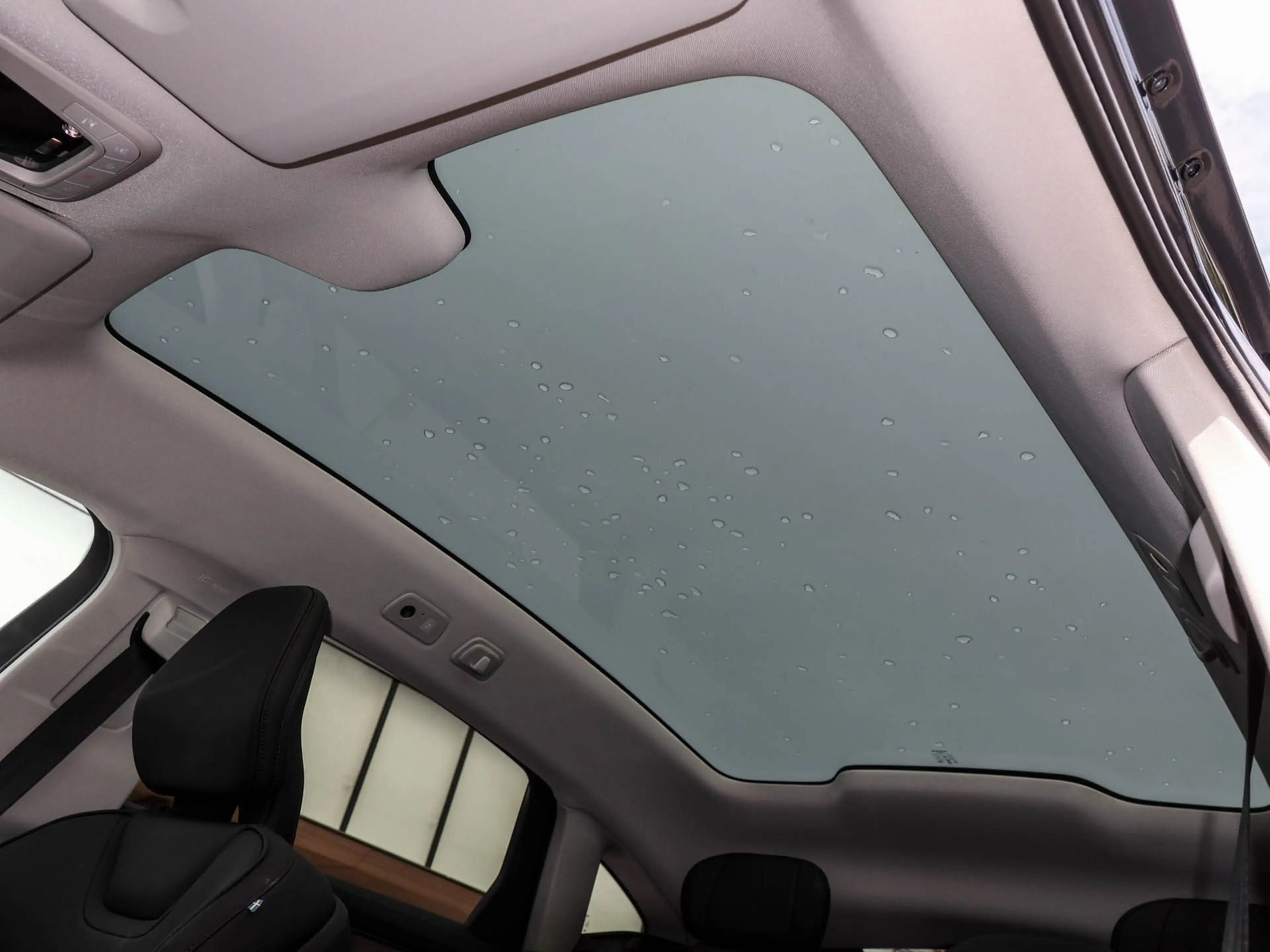 Volvo ES90 Plus Single Motor Extended Range RWD — photo 11