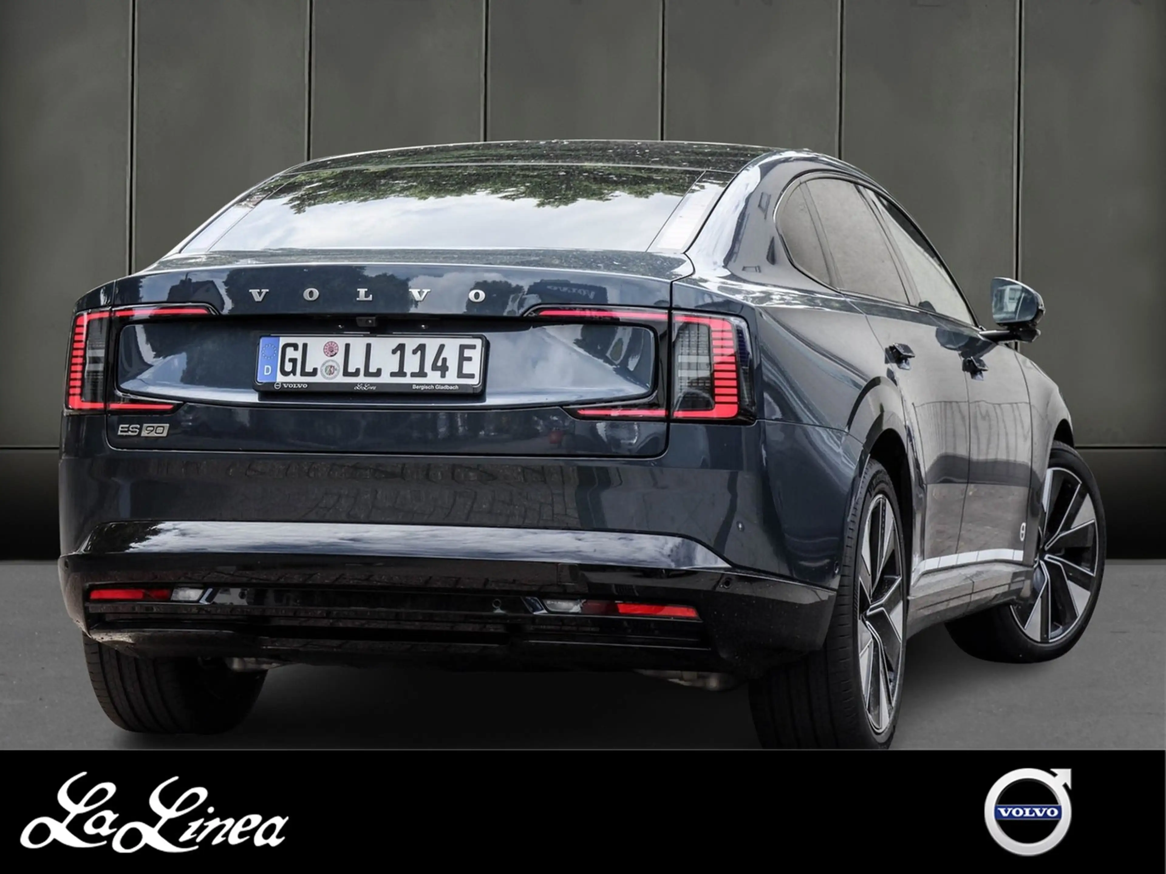 Volvo ES90 Plus Single Motor Extended Range RWD — photo 2