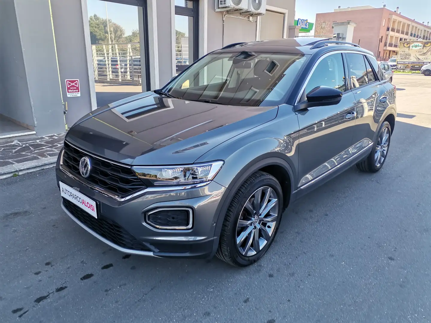 Volkswagen T-Roc 1.6 tdi Style-NAVI-TETTO-CARPLAY-VIRTUAL COCKPIT Gris - 1