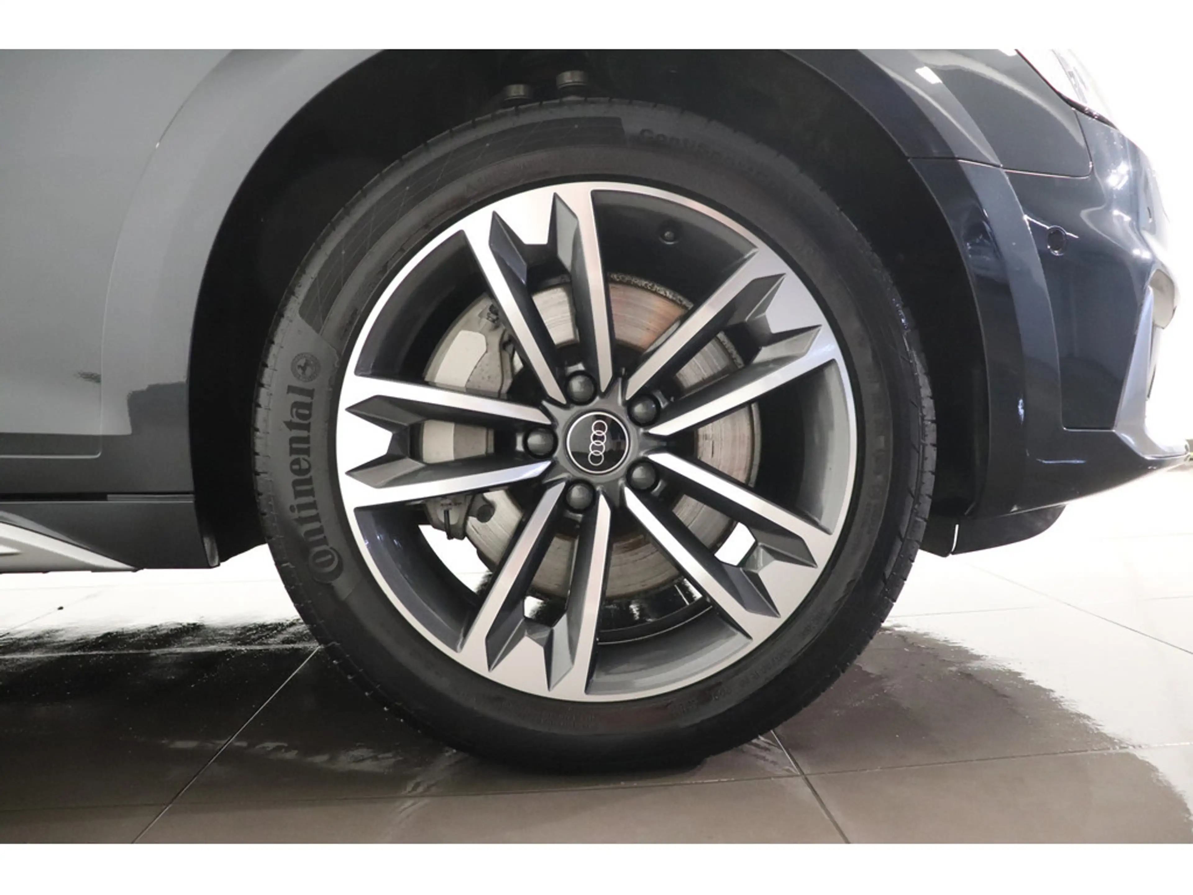 Audi A4 allroad 45 2.0 TFSI quattro #Matrix #NAVI — photo 5