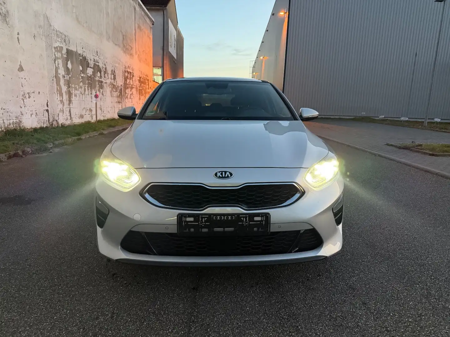 Kia Ceed / cee'd Platinum Edition GT-Line Silber - 2