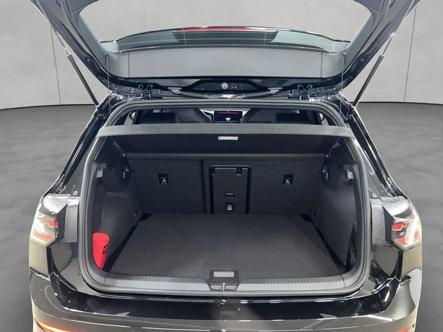 Volkswagen Golf 1.5 eTSI OPF DSG R-Line Schwarz - 2