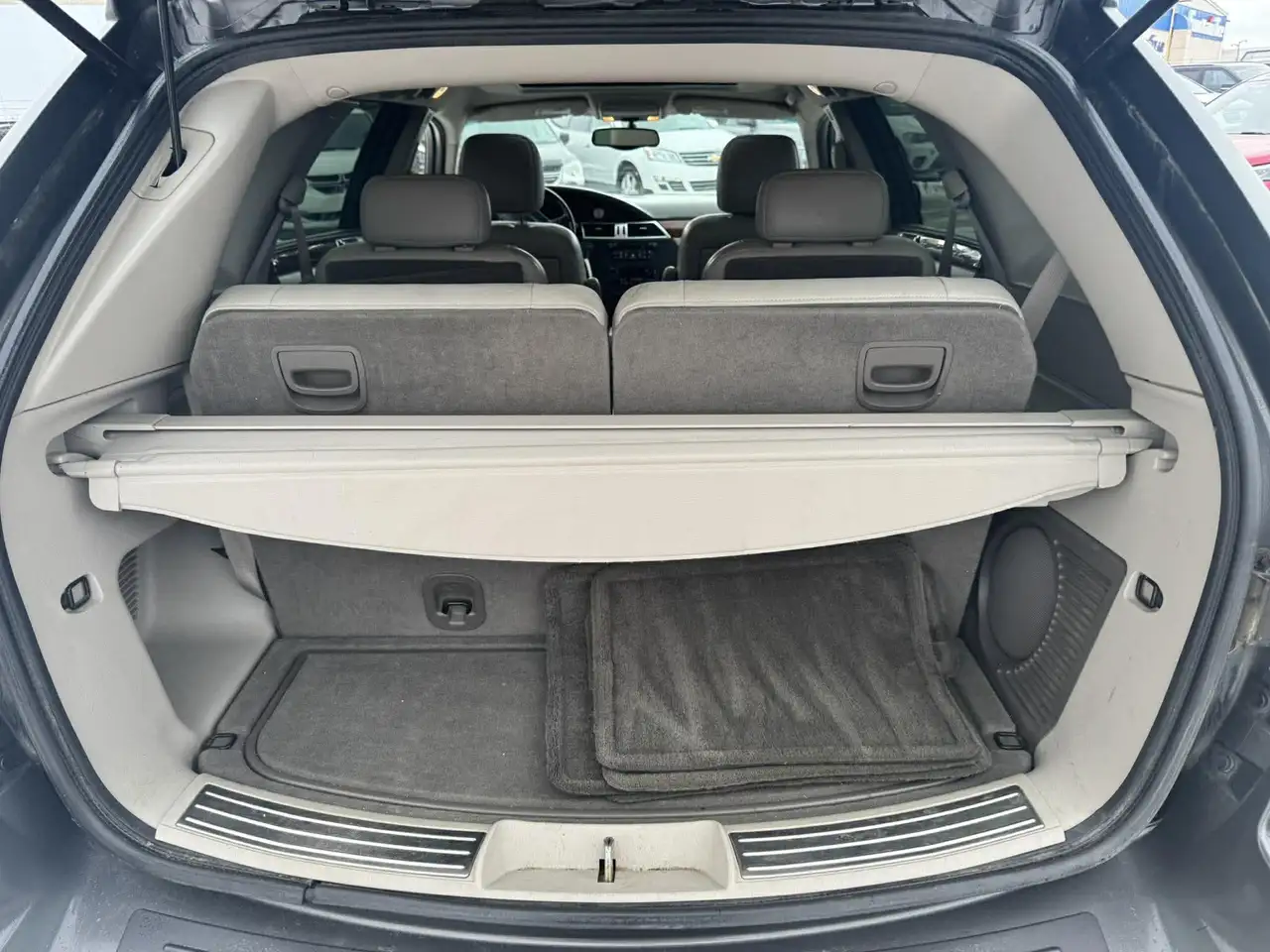 Chrysler Pacifica photo Chrysler Pacifica