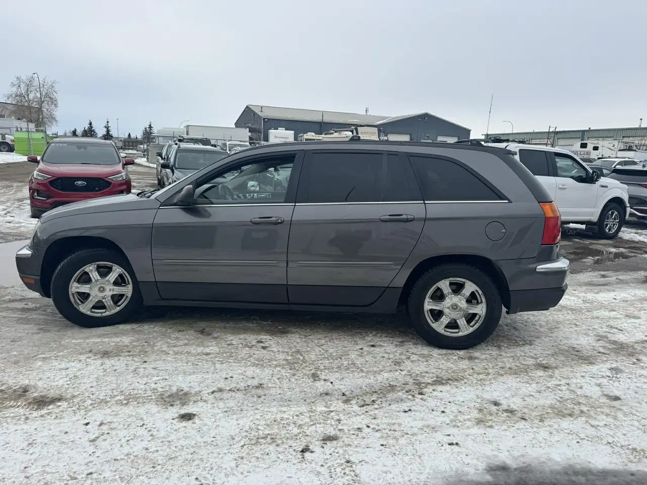 Chrysler Pacifica photo Chrysler Pacifica