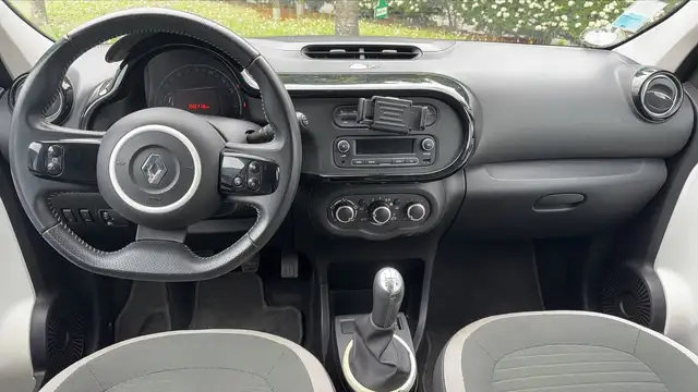 Renault Twingo view 11