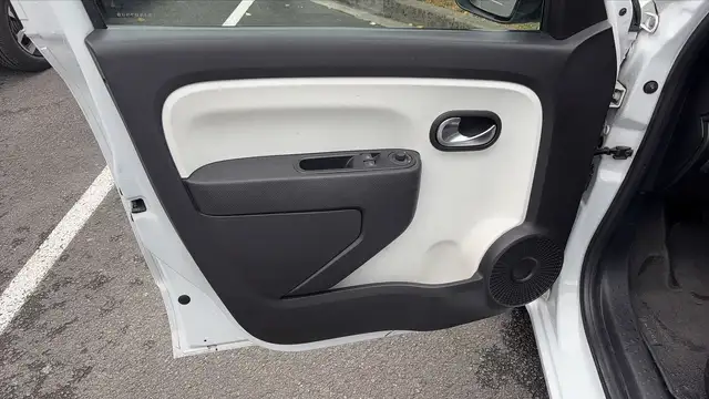Renault Twingo view 7
