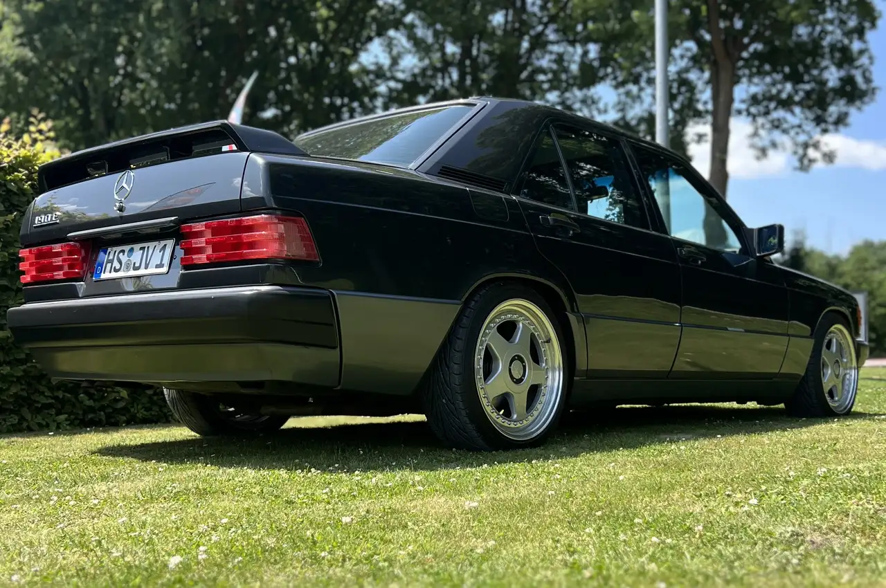 Mercedes-Benz 190 E 2.0, foto 2