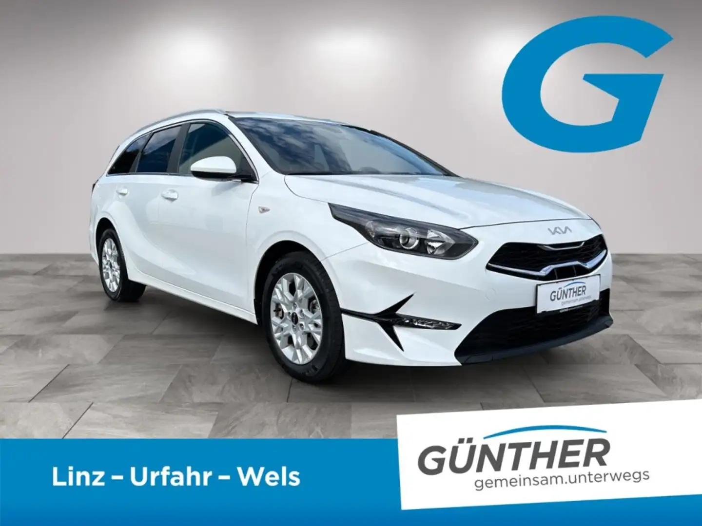 Kia Ceed SW / cee'd SW CEEDSW/SILBER/UVO/1.5 TGDI/MT6/140 Reifen: 195/65 R15 oder 205/55 R16 oder 225/45 R17
: Hinweis: 15" Bereifung nur geeig Weiß - 2