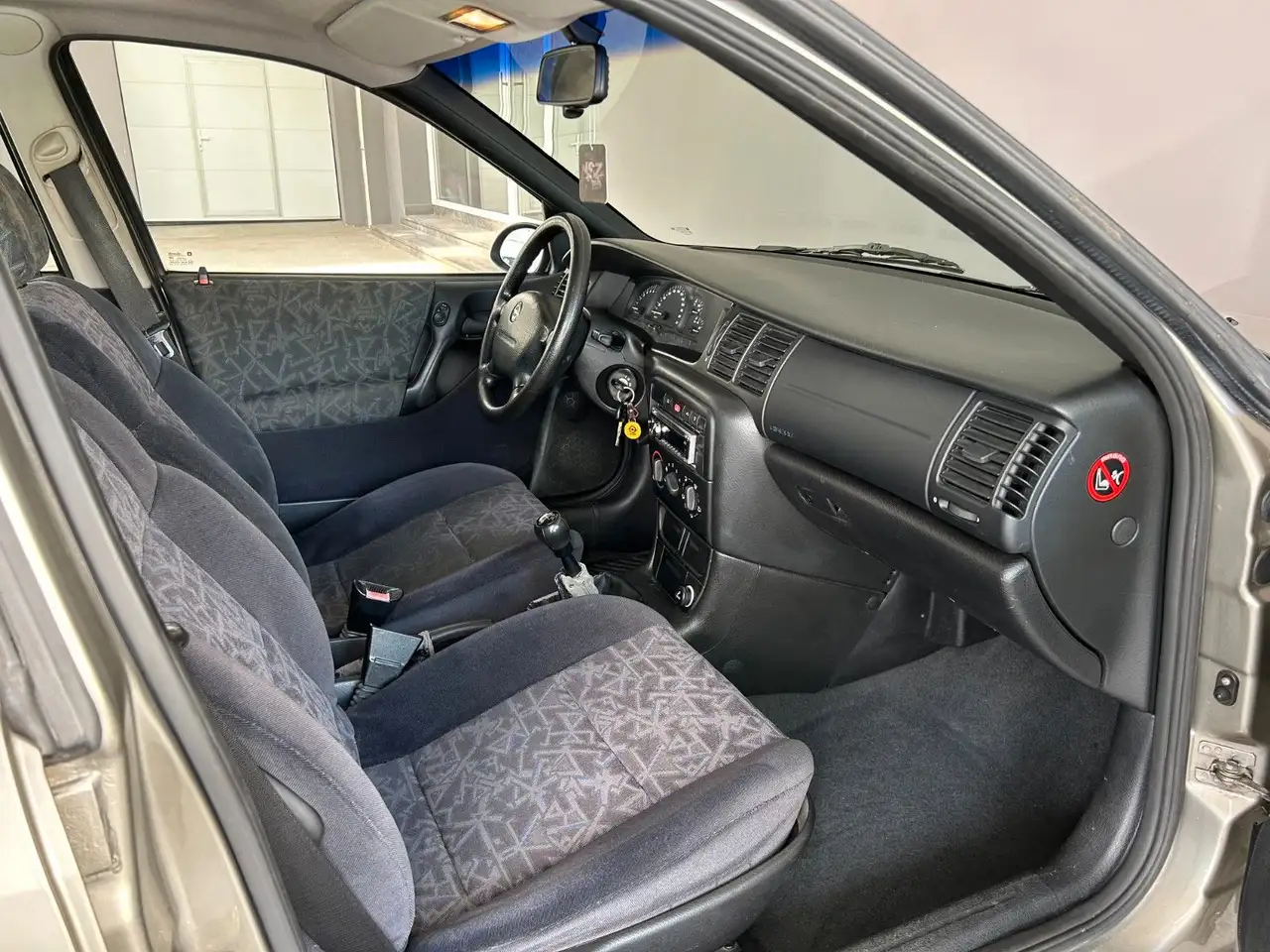 Opel Vectra B Kombi 1.6 16V/Klima/121.135km/101PS, foto 12