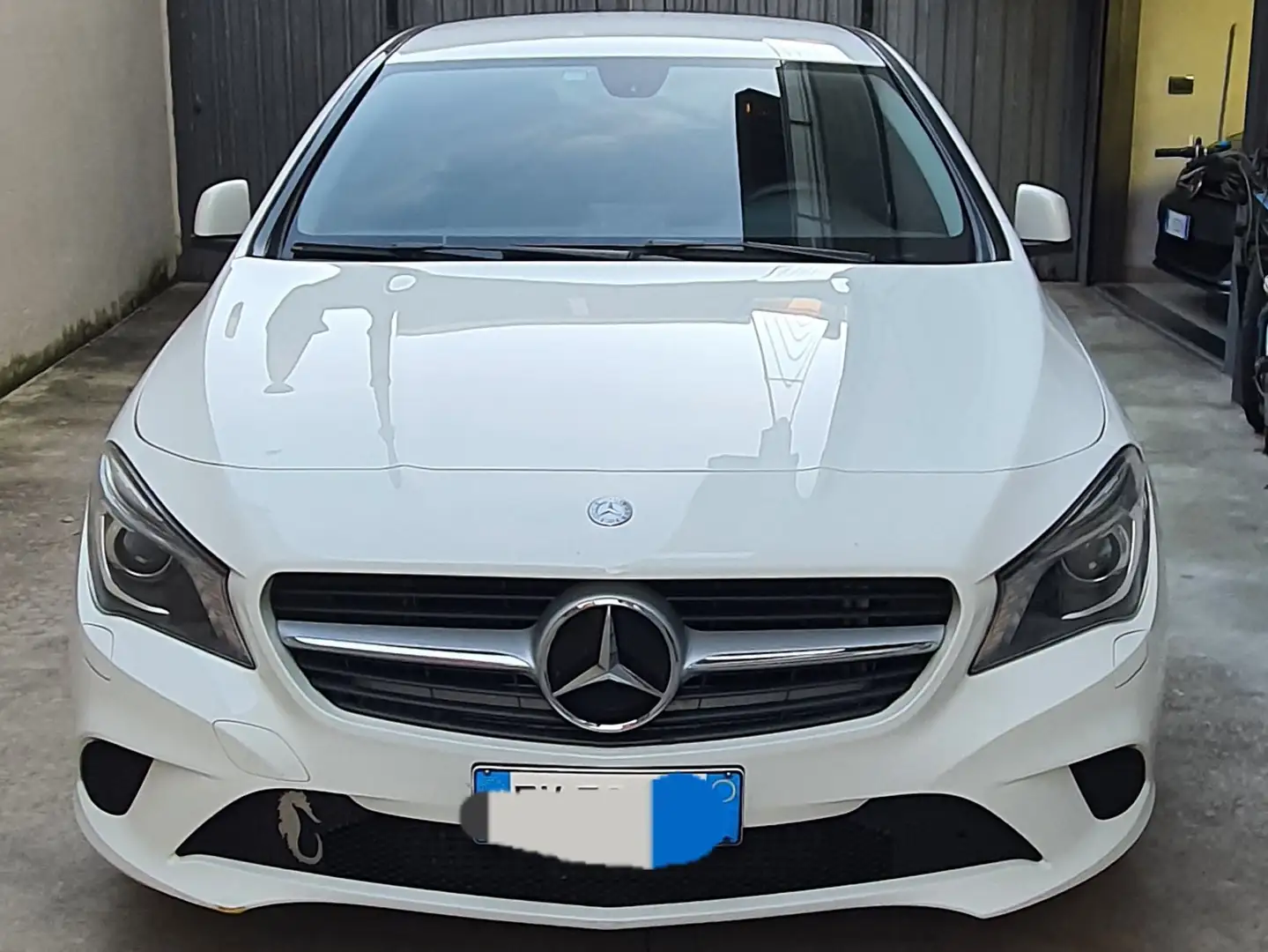Mercedes-Benz CLA 180 CLA - C117 cdi Sport auto Bianco - 1