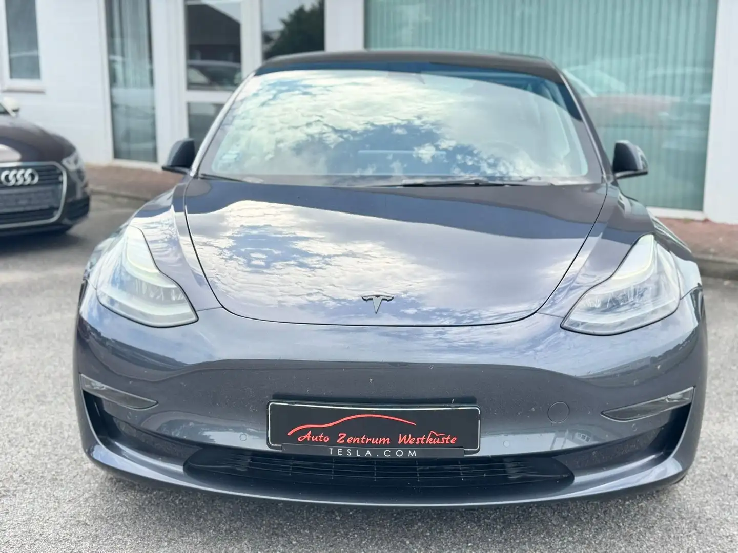 Tesla Model 3 Performance Dual AWD FSD 20" 82 kWH Grau - 2