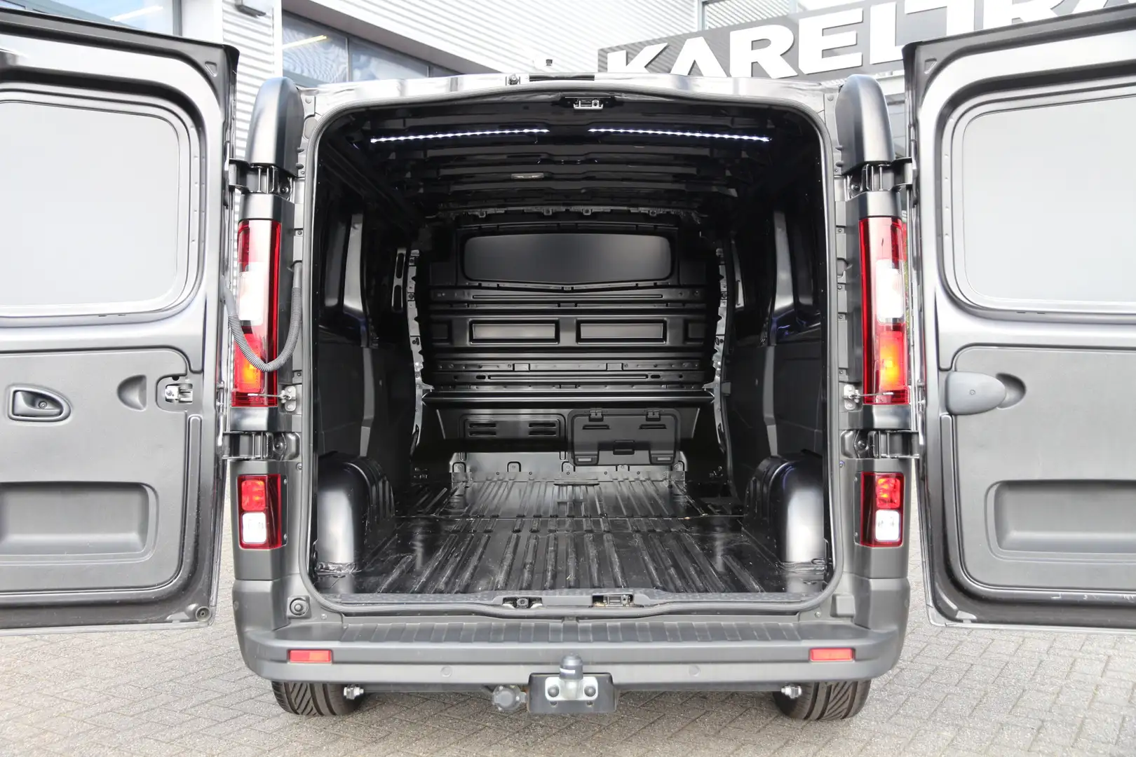 Nissan Primastar 2.0 DCI 150 | Aut. | L2H1 | Trekhaak | Cruise | Ca Schwarz - 2
