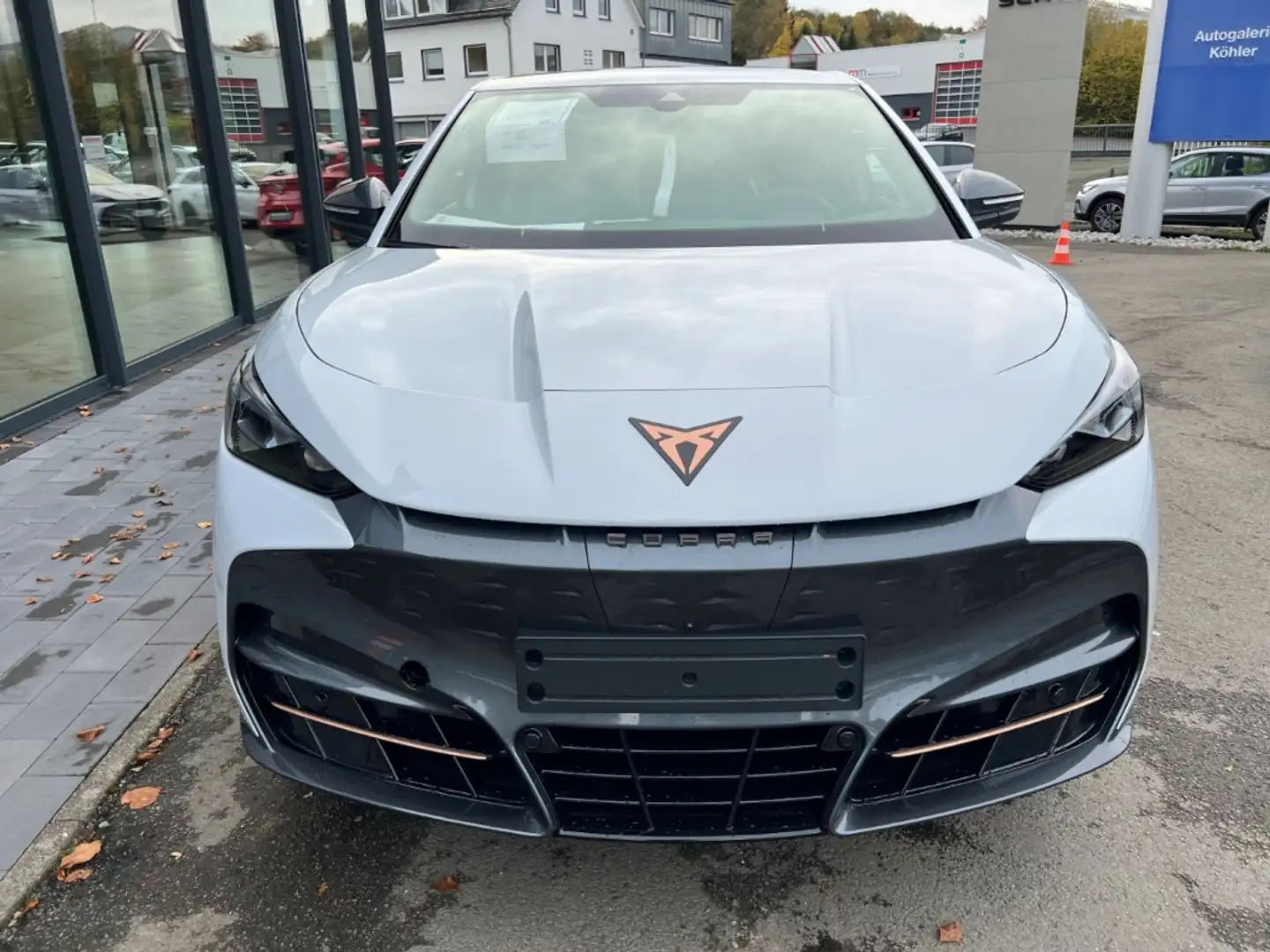 CUPRA Tavascan VZ 4Drive Wärmepumpe, Adrenaline-Pack Weiß - 2