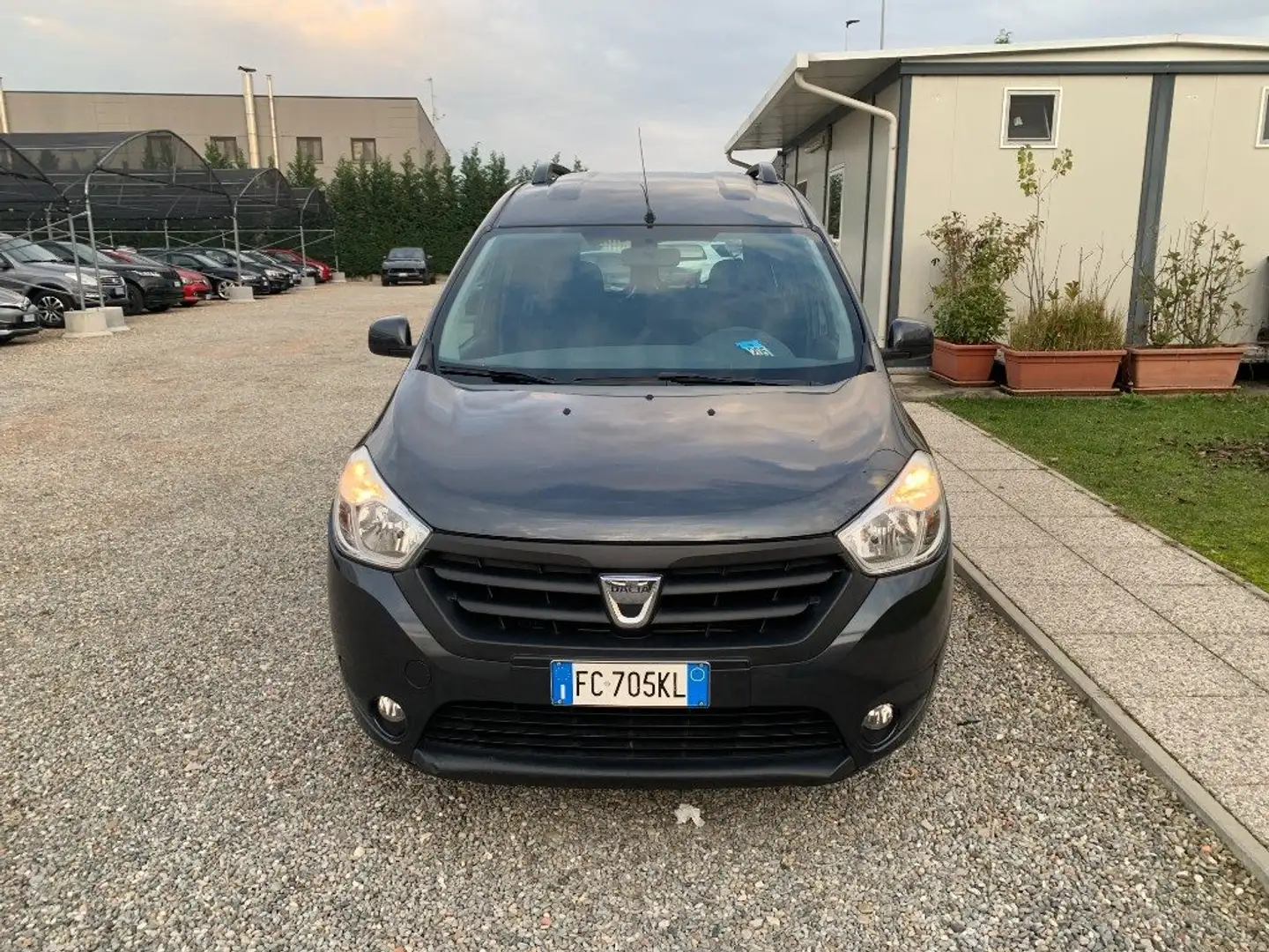 Dacia Dokker 1.5 dCi 8V 90CV Start&Stop Lauréate Grau - 2