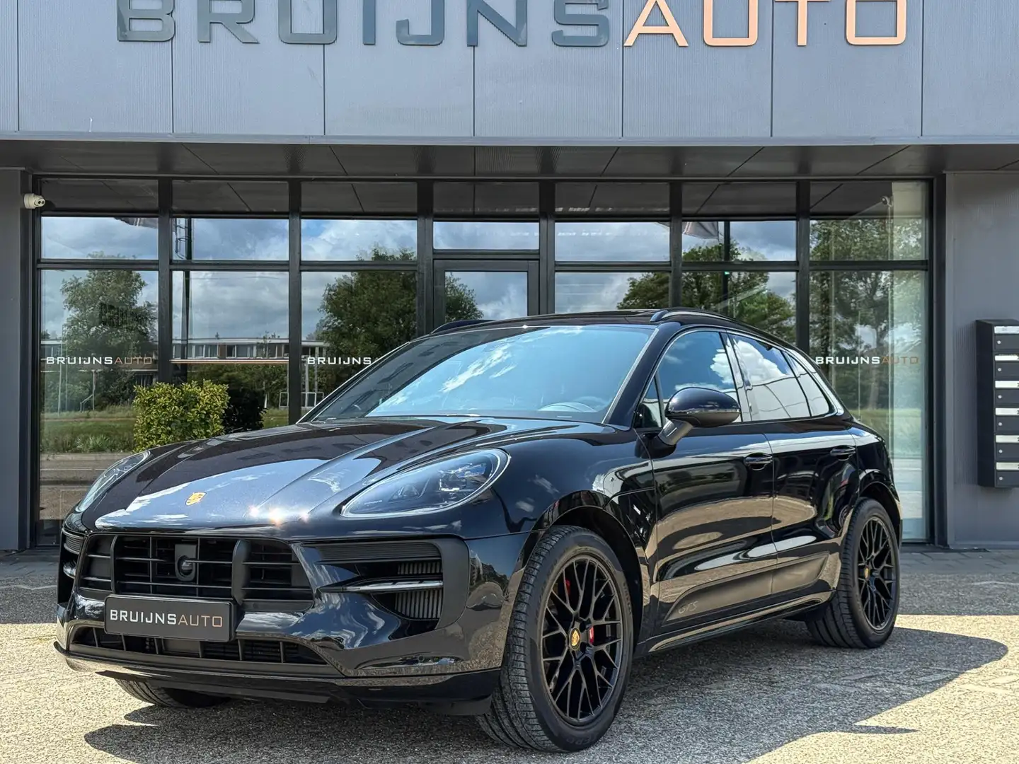 Porsche Macan 2.9 GTS |Bose|Panoramadak|Camera|Luchtvering|Sport Zwart - 1