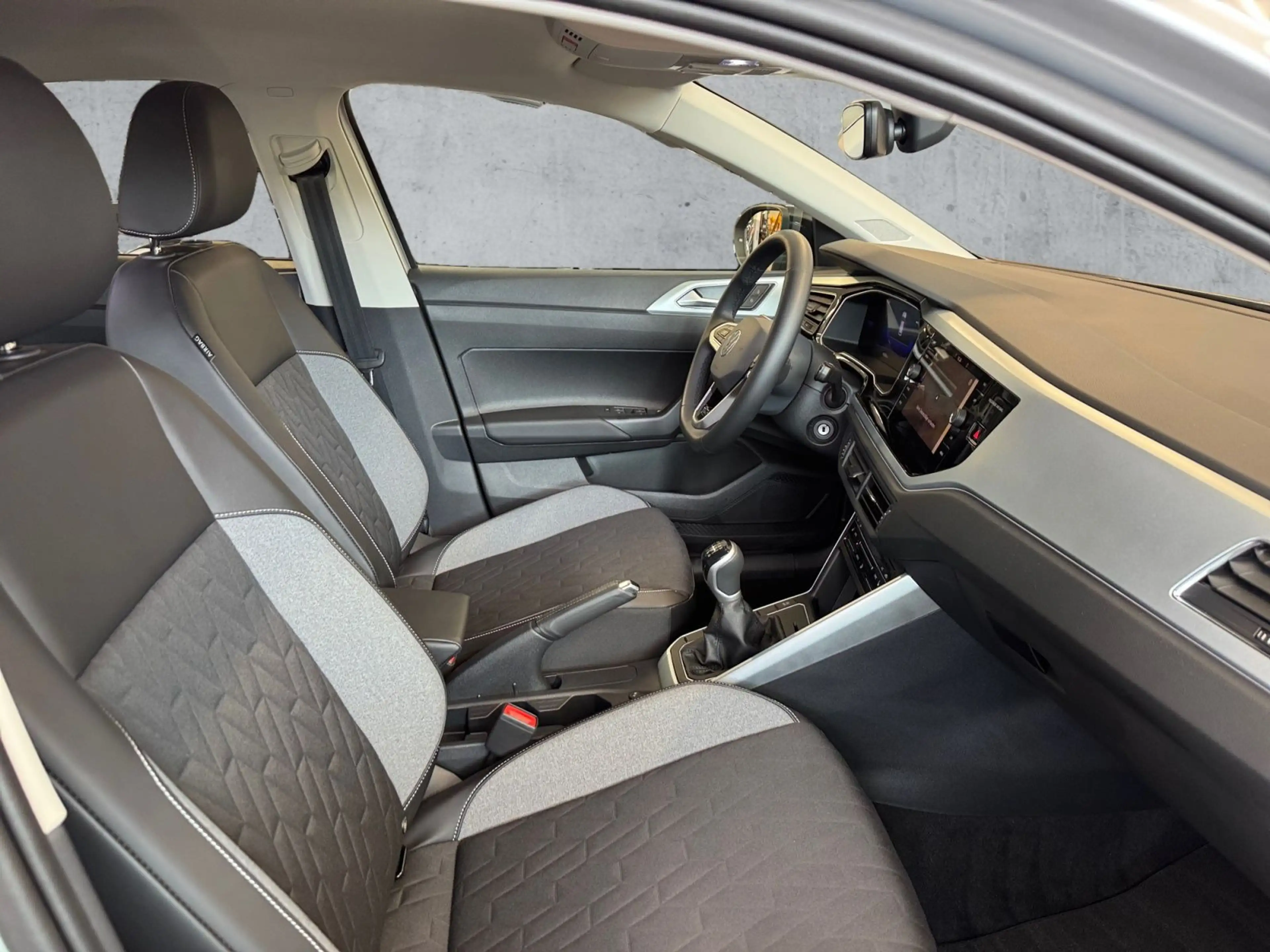 Volkswagen Taigo 1.0 TSI GOAL 5JG+LED+NAVI+ACC+SHZ+DAB+ALU — photo 13