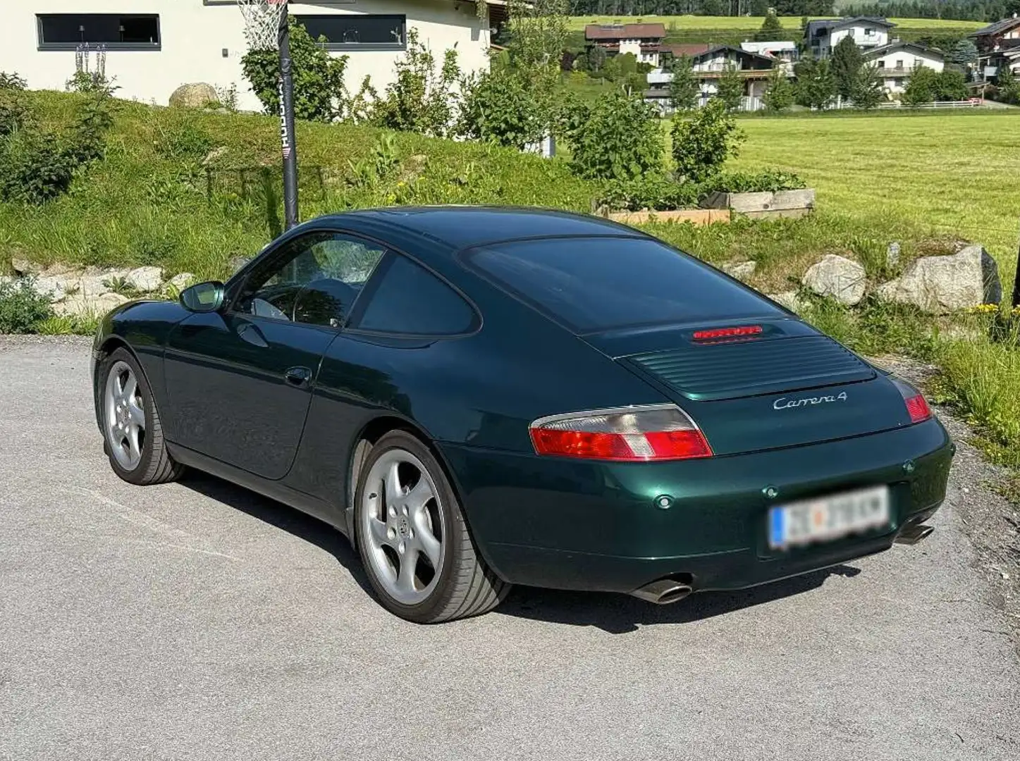 Porsche 996 911 Carrera 4 Coupé Tiptronic Grün - 2