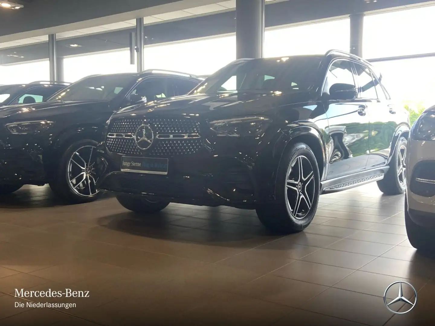 Mercedes-Benz GLE 350 de 4M AMG+NIGHT+360+AHK+MULTIBEAM+FAHRASS Schwarz - 2
